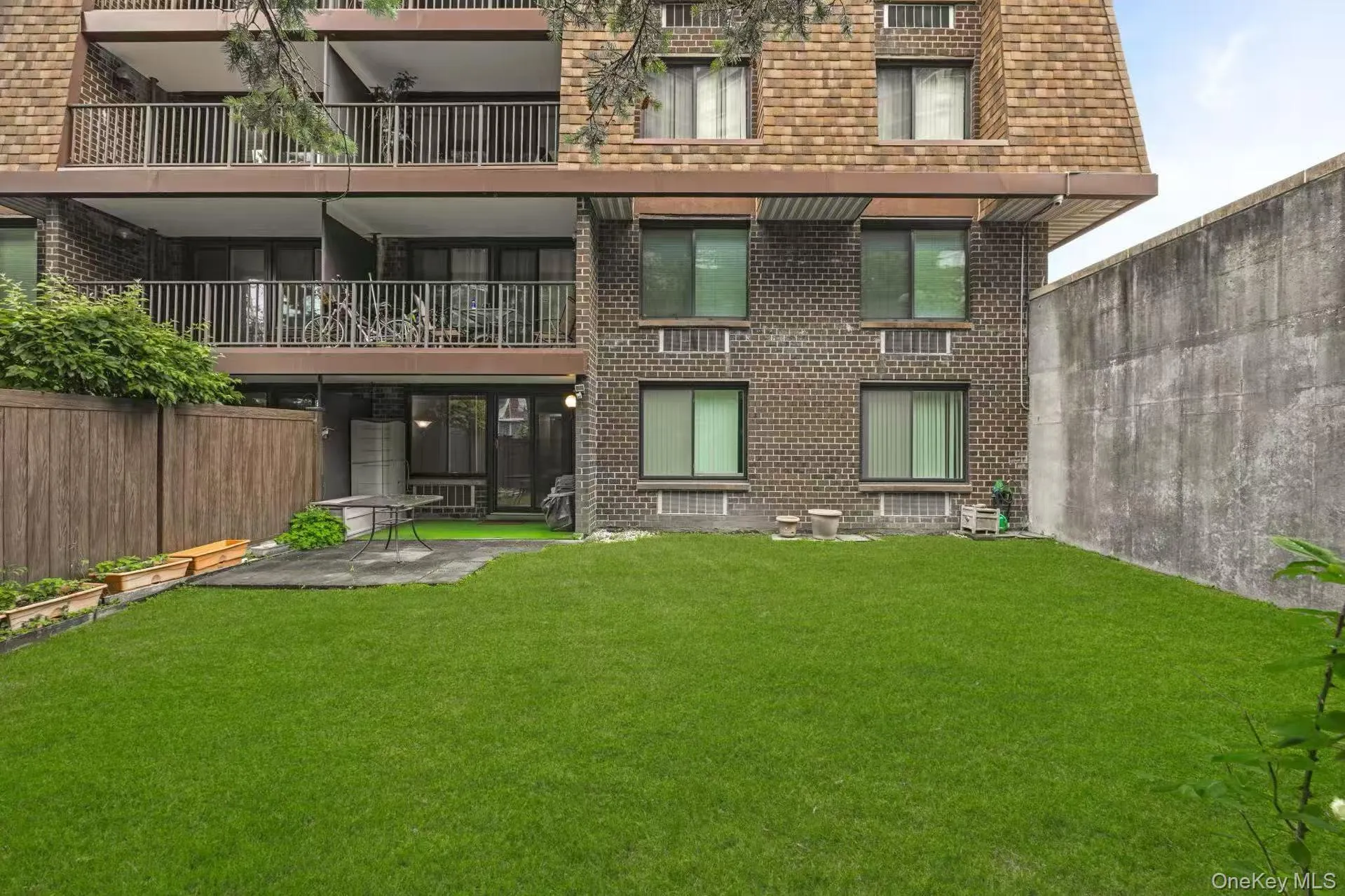 209-33 26th Avenue, New York, NY, 2 Bedrooms Bedrooms, 6 Rooms Rooms,2 BathroomsBathrooms,Residential,For Rent,26th,0,1002489 209-33 26th Avenue, New York, NY, 2 Bedrooms Bedrooms, 6 Rooms Rooms,2 BathroomsBathrooms,Residential,For Rent,26th,0,1002489