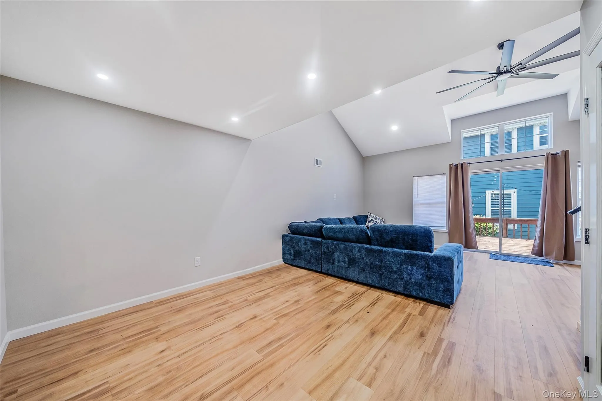 2 Clubhouse Circle, Islip, NY, 2 Bedrooms Bedrooms, 5 Rooms Rooms,1 BathroomBathrooms,Residential,For Rent,Clubhouse,0,1002494 2 Clubhouse Circle, Islip, NY, 2 Bedrooms Bedrooms, 5 Rooms Rooms,1 BathroomBathrooms,Residential,For Rent,Clubhouse,0,1002494