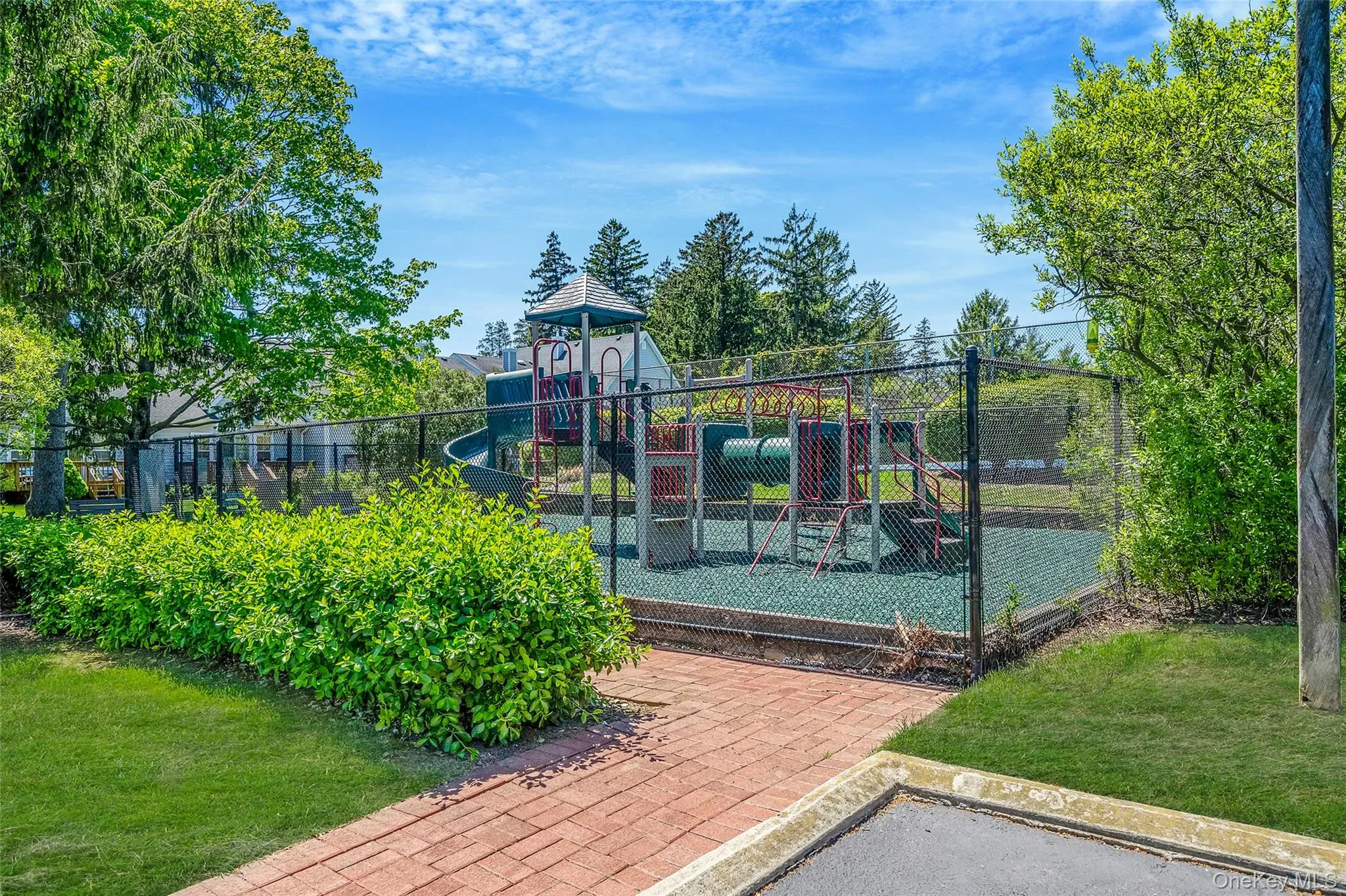 2 Clubhouse Circle, Islip, NY, 2 Bedrooms Bedrooms, 5 Rooms Rooms,1 BathroomBathrooms,Residential,For Rent,Clubhouse,0,1002494 2 Clubhouse Circle, Islip, NY, 2 Bedrooms Bedrooms, 5 Rooms Rooms,1 BathroomBathrooms,Residential,For Rent,Clubhouse,0,1002494