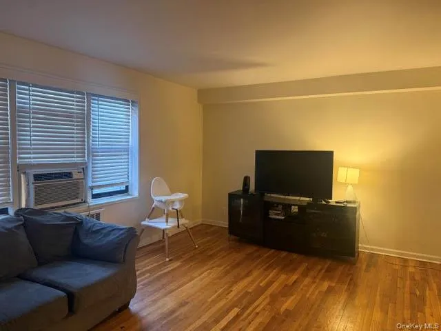 465 Lincoln Avenue, Mount Vernon, NY, 2 Bedrooms Bedrooms, 5 Rooms Rooms,1 BathroomBathrooms,Residential,For Rent,Lincoln,0,1002496 465 Lincoln Avenue, Mount Vernon, NY, 2 Bedrooms Bedrooms, 5 Rooms Rooms,1 BathroomBathrooms,Residential,For Rent,Lincoln,0,1002496