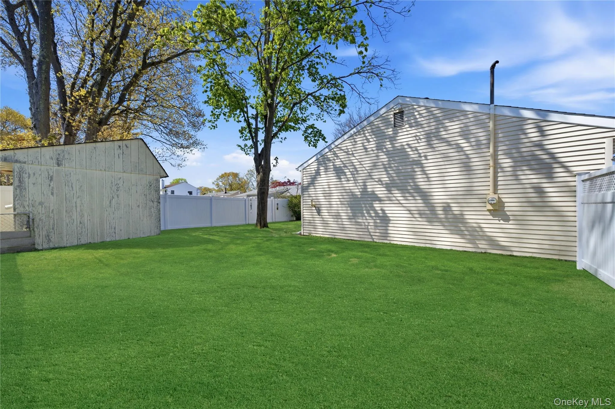 93 Meroke Lane, Islip, NY, 6 Bedrooms Bedrooms, 11 Rooms Rooms,3 BathroomsBathrooms,Residential,For Rent,Meroke,0,1002498 93 Meroke Lane, Islip, NY, 6 Bedrooms Bedrooms, 11 Rooms Rooms,3 BathroomsBathrooms,Residential,For Rent,Meroke,0,1002498