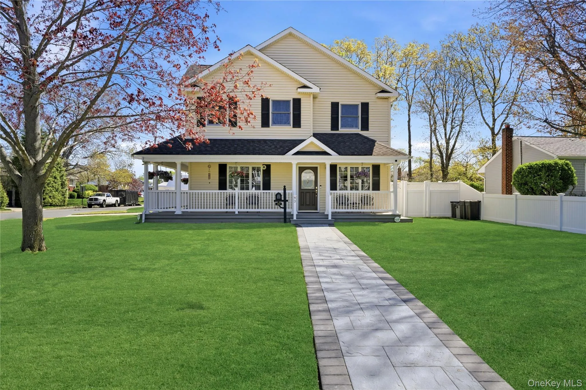 93 Meroke Lane, Islip, NY, 6 Bedrooms Bedrooms, 11 Rooms Rooms,3 BathroomsBathrooms,Residential,For Rent,Meroke,0,1002498 93 Meroke Lane, Islip, NY, 6 Bedrooms Bedrooms, 11 Rooms Rooms,3 BathroomsBathrooms,Residential,For Rent,Meroke,0,1002498
