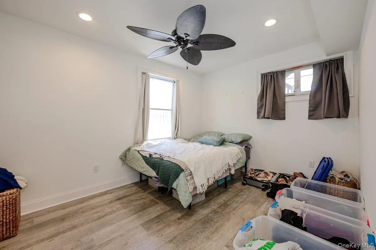 90 Wyoming Avenue, Long Beach, NY, 2 Bedrooms Bedrooms, 4 Rooms Rooms,1 BathroomBathrooms,Residential Lease,For Rent,Wyoming,0,1002500 90 Wyoming Avenue, Long Beach, NY, 2 Bedrooms Bedrooms, 4 Rooms Rooms,1 BathroomBathrooms,Residential Lease,For Rent,Wyoming,0,1002500