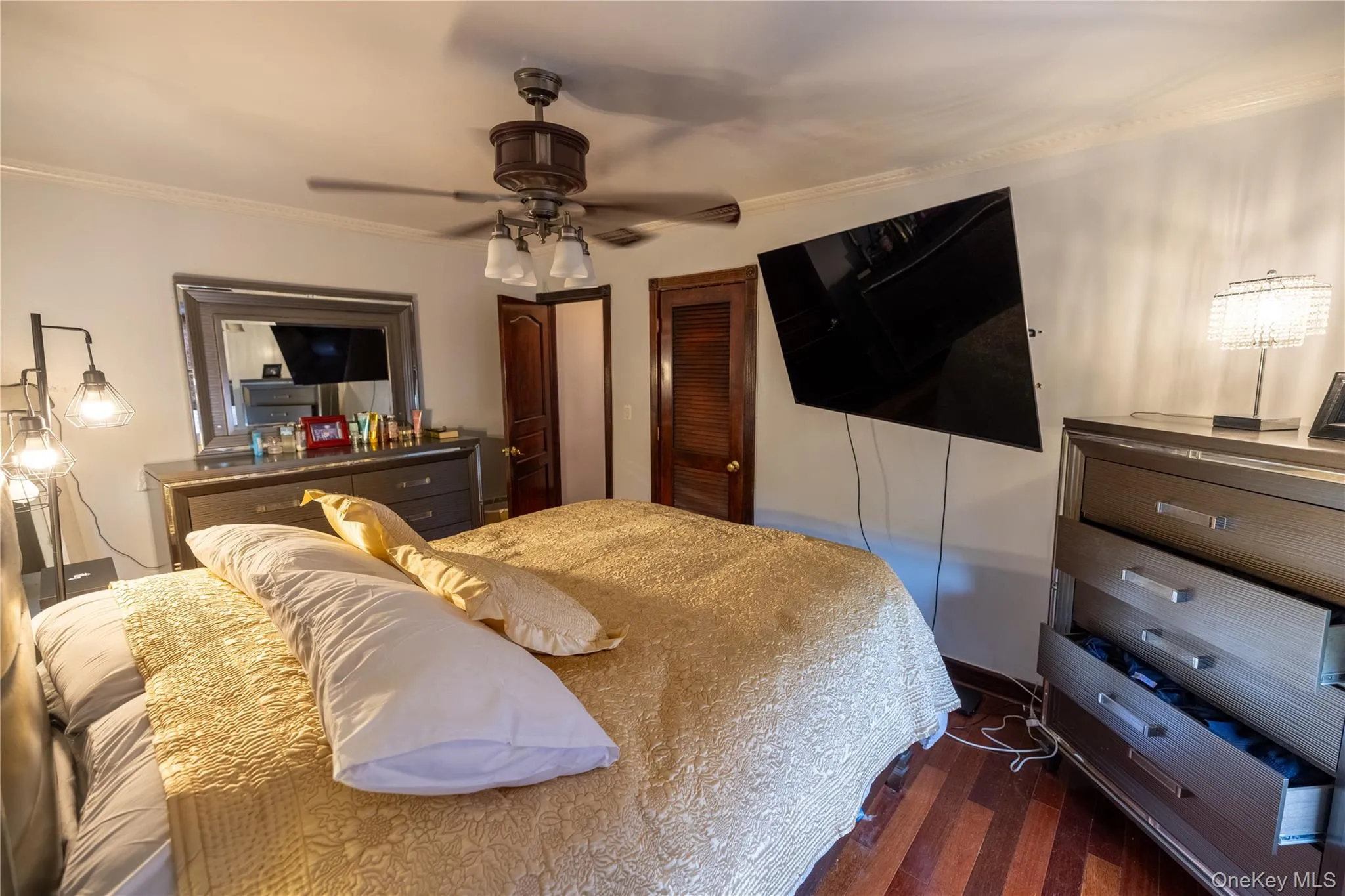120-10 85th Avenue, New York, NY, 2 Bedrooms Bedrooms, 5 Rooms Rooms,1 BathroomBathrooms,Residential,For Rent,85th,0,1002502 120-10 85th Avenue, New York, NY, 2 Bedrooms Bedrooms, 5 Rooms Rooms,1 BathroomBathrooms,Residential,For Rent,85th,0,1002502