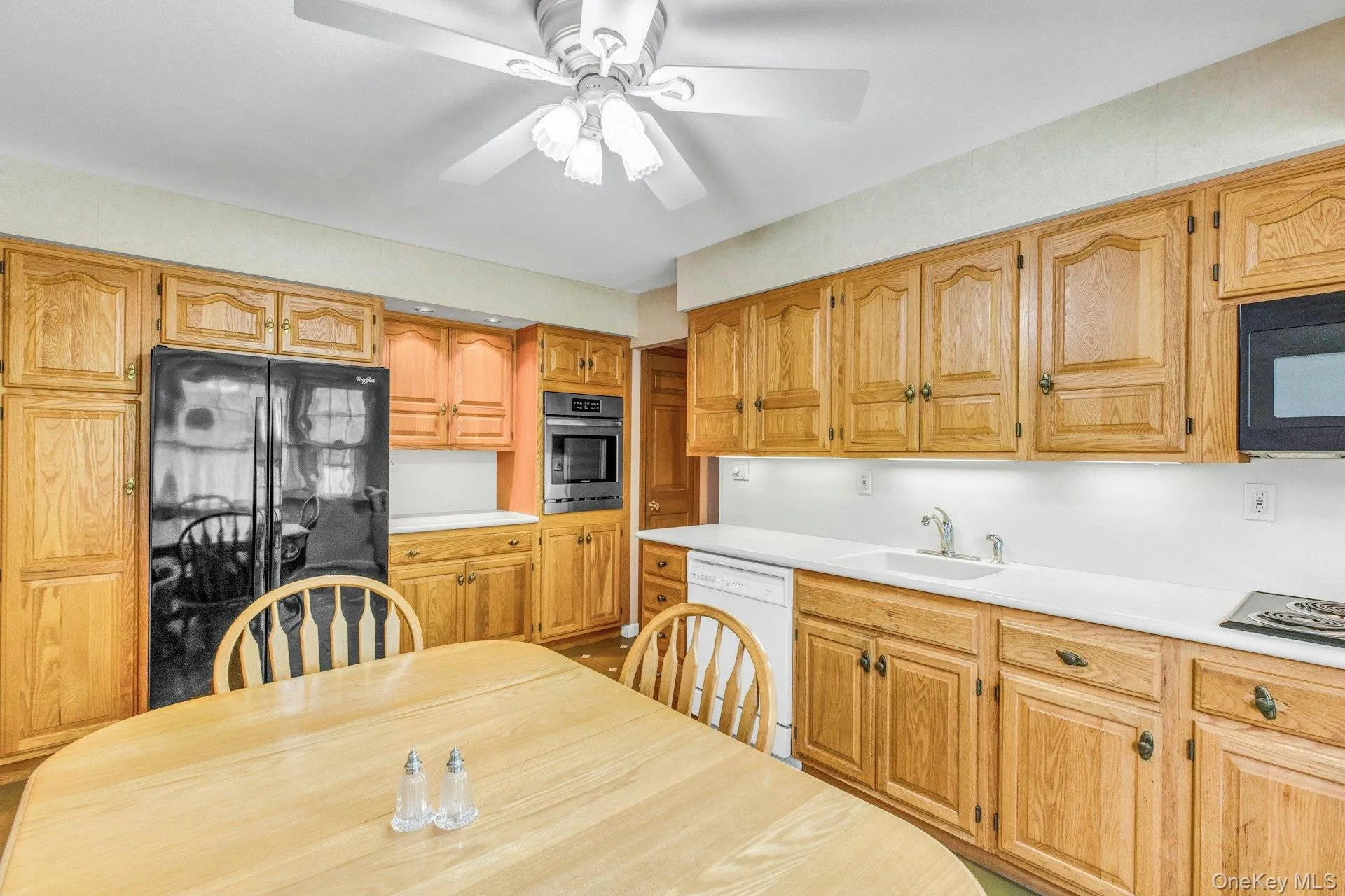 15 Palmer Drive, Islip, NY, 4 Bedrooms Bedrooms, 9 Rooms Rooms,2 BathroomsBathrooms,Residential,For Rent,Palmer,0,1002508 15 Palmer Drive, Islip, NY, 4 Bedrooms Bedrooms, 9 Rooms Rooms,2 BathroomsBathrooms,Residential,For Rent,Palmer,0,1002508