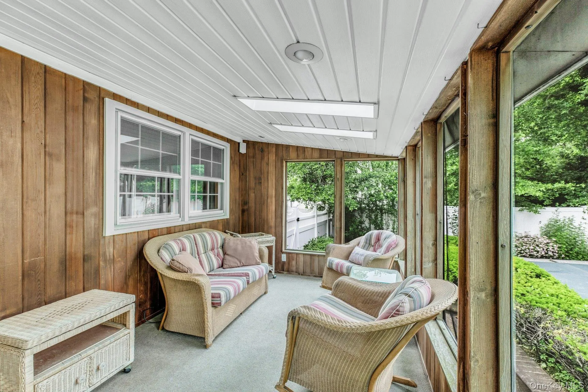15 Palmer Drive, Islip, NY, 4 Bedrooms Bedrooms, 9 Rooms Rooms,2 BathroomsBathrooms,Residential,For Rent,Palmer,0,1002508 15 Palmer Drive, Islip, NY, 4 Bedrooms Bedrooms, 9 Rooms Rooms,2 BathroomsBathrooms,Residential,For Rent,Palmer,0,1002508
