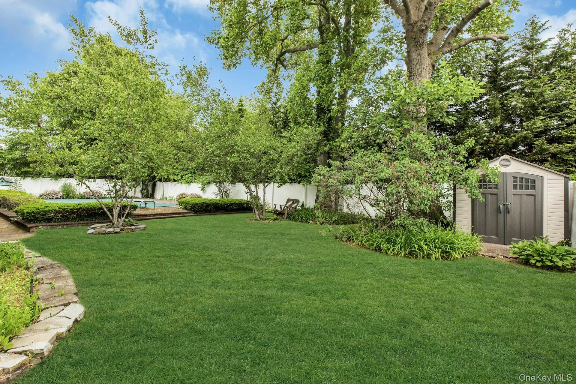 15 Palmer Drive, Islip, NY, 4 Bedrooms Bedrooms, 9 Rooms Rooms,2 BathroomsBathrooms,Residential,For Rent,Palmer,0,1002508 15 Palmer Drive, Islip, NY, 4 Bedrooms Bedrooms, 9 Rooms Rooms,2 BathroomsBathrooms,Residential,For Rent,Palmer,0,1002508
