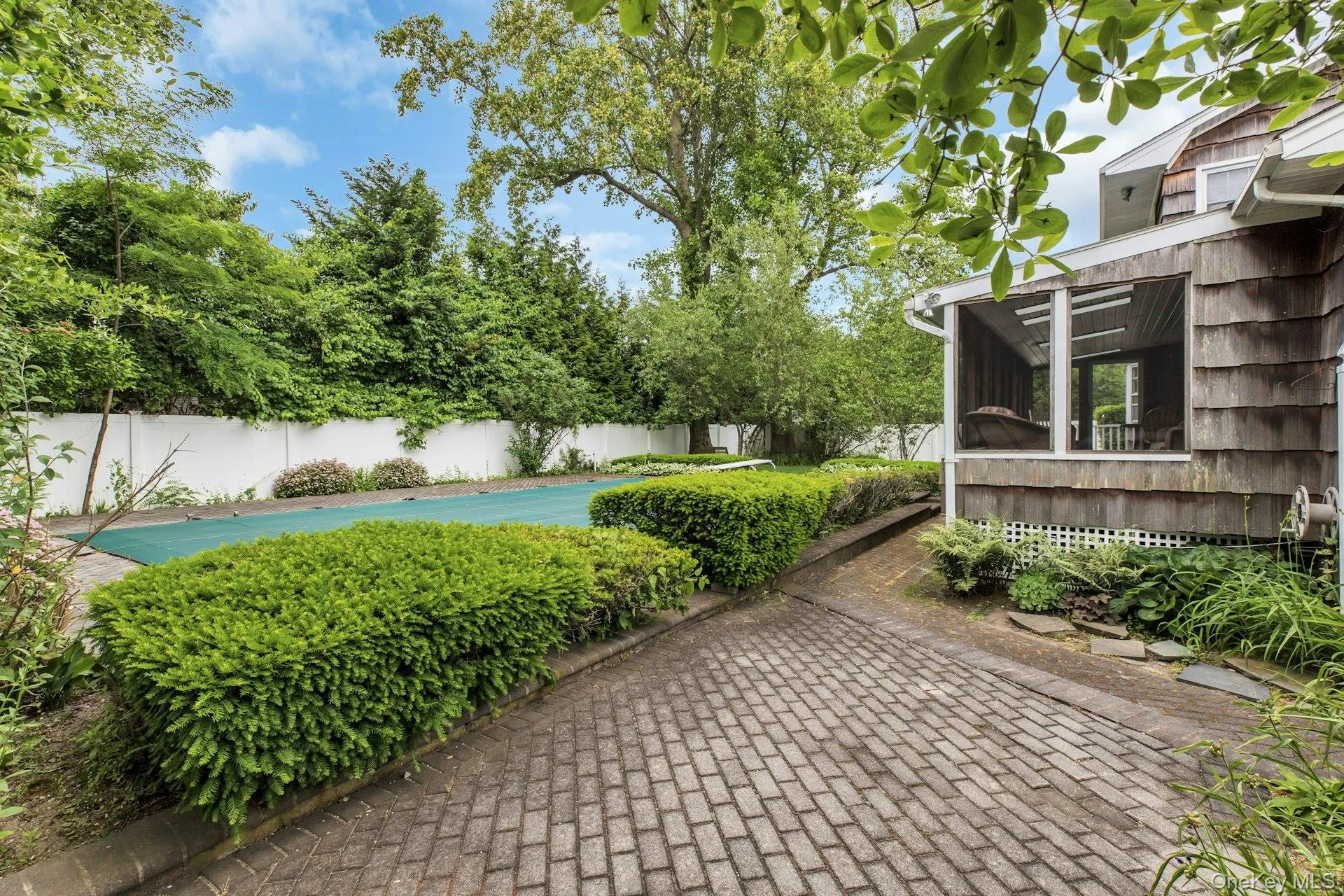 15 Palmer Drive, Islip, NY, 4 Bedrooms Bedrooms, 9 Rooms Rooms,2 BathroomsBathrooms,Residential,For Rent,Palmer,0,1002508 15 Palmer Drive, Islip, NY, 4 Bedrooms Bedrooms, 9 Rooms Rooms,2 BathroomsBathrooms,Residential,For Rent,Palmer,0,1002508