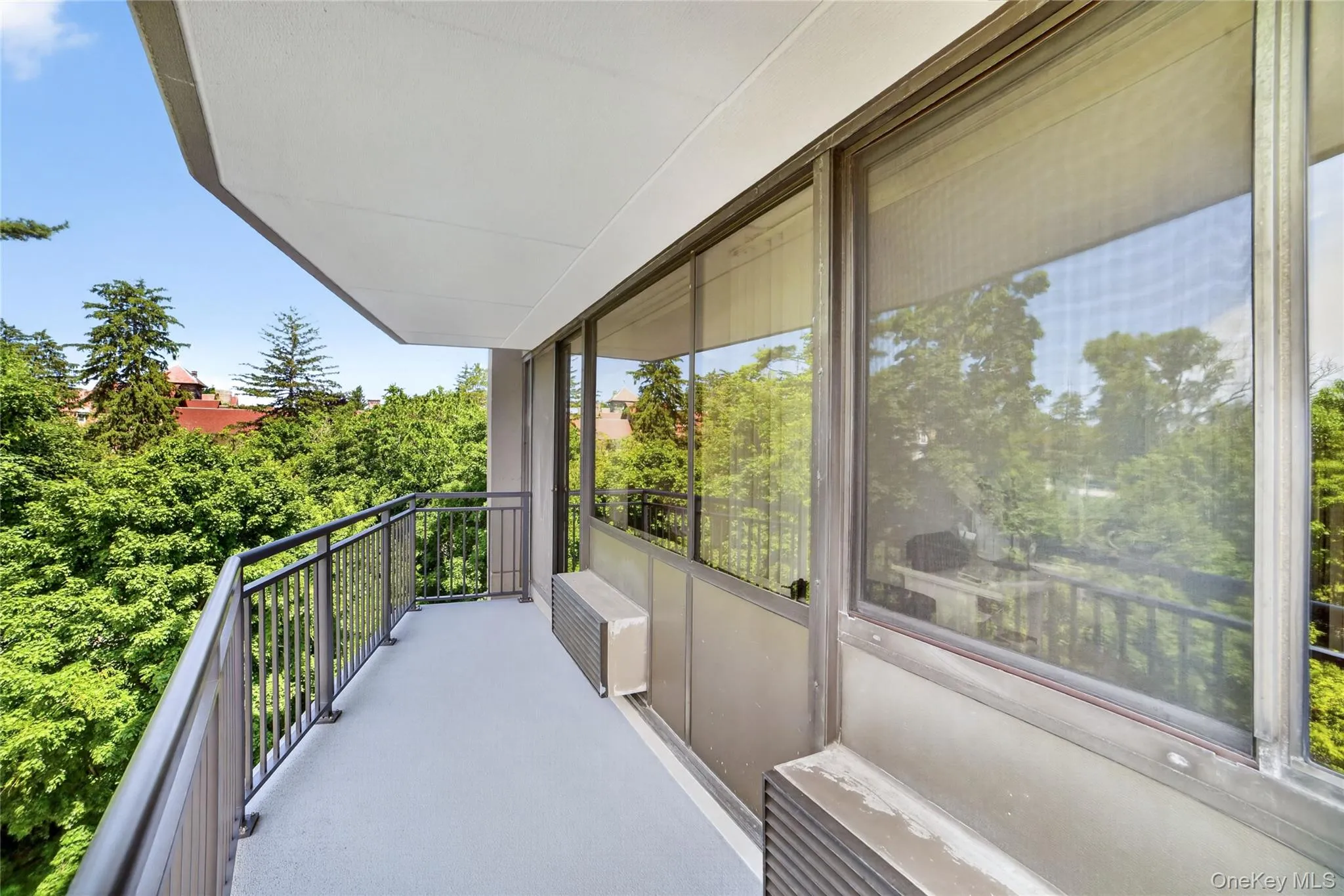 15 Stewart Place, White Plains, NY, 2 Bedrooms Bedrooms, 6 Rooms Rooms,2 BathroomsBathrooms,Residential,For Rent,Stewart,0,1002509 15 Stewart Place, White Plains, NY, 2 Bedrooms Bedrooms, 6 Rooms Rooms,2 BathroomsBathrooms,Residential,For Rent,Stewart,0,1002509
