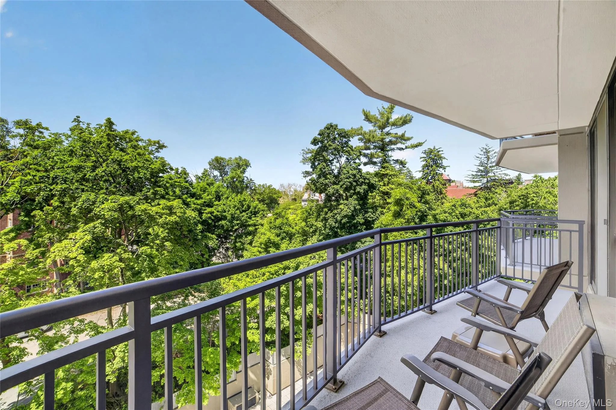 15 Stewart Place, White Plains, NY, 2 Bedrooms Bedrooms, 6 Rooms Rooms,2 BathroomsBathrooms,Residential,For Rent,Stewart,0,1002509 15 Stewart Place, White Plains, NY, 2 Bedrooms Bedrooms, 6 Rooms Rooms,2 BathroomsBathrooms,Residential,For Rent,Stewart,0,1002509