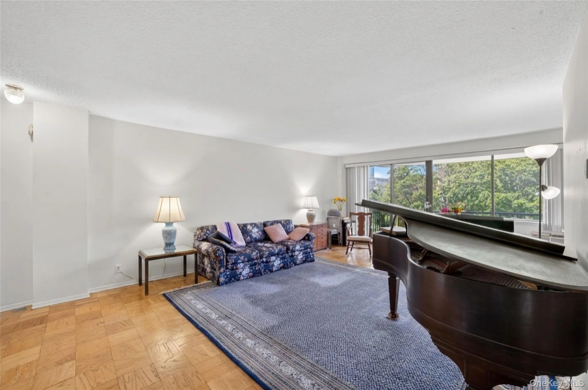 15 Stewart Place, White Plains, NY, 2 Bedrooms Bedrooms, 6 Rooms Rooms,2 BathroomsBathrooms,Residential,For Rent,Stewart,0,1002509 15 Stewart Place, White Plains, NY, 2 Bedrooms Bedrooms, 6 Rooms Rooms,2 BathroomsBathrooms,Residential,For Rent,Stewart,0,1002509