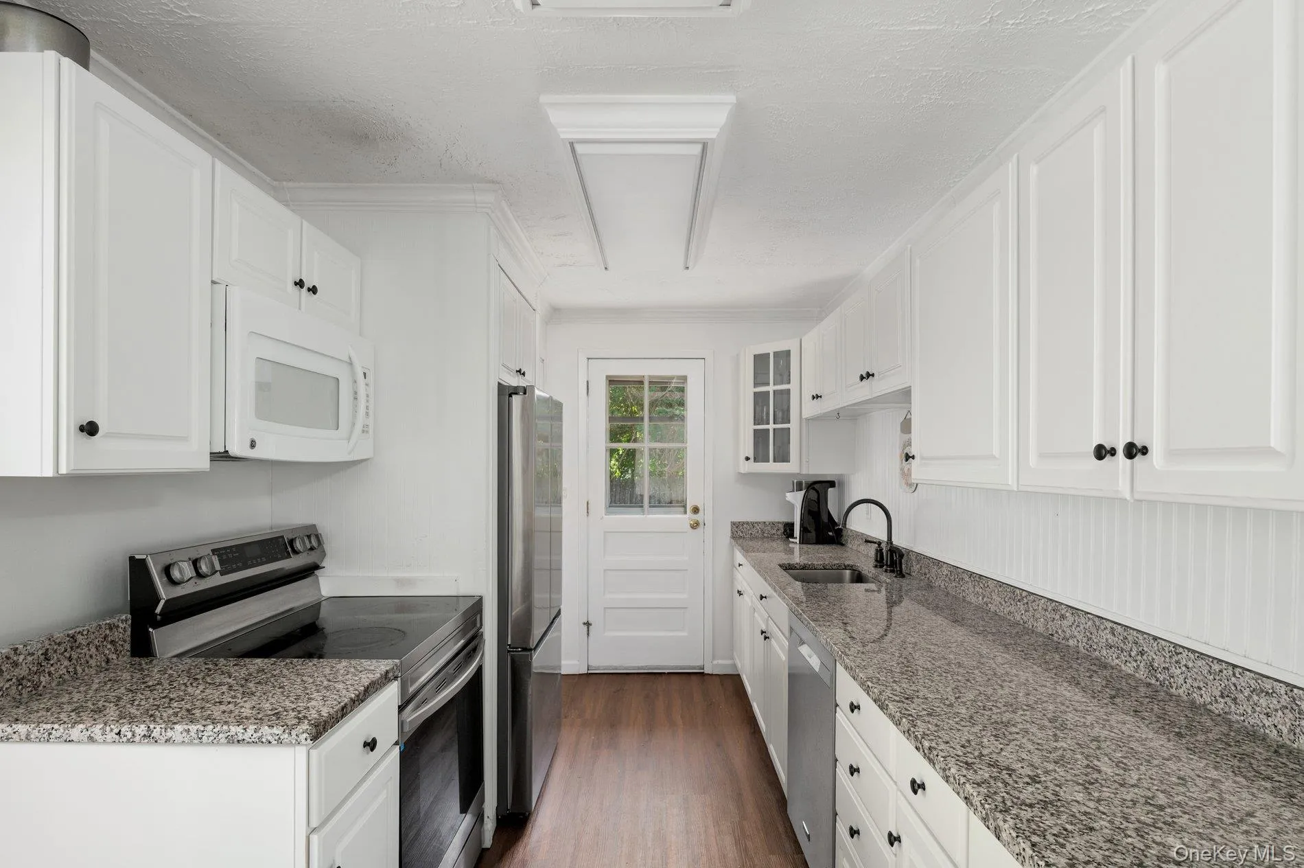 88 Tulipwood Drive, Smithtown, NY, 4 Bedrooms Bedrooms, 9 Rooms Rooms,2 BathroomsBathrooms,Residential,For Rent,Tulipwood,0,1002516 88 Tulipwood Drive, Smithtown, NY, 4 Bedrooms Bedrooms, 9 Rooms Rooms,2 BathroomsBathrooms,Residential,For Rent,Tulipwood,0,1002516