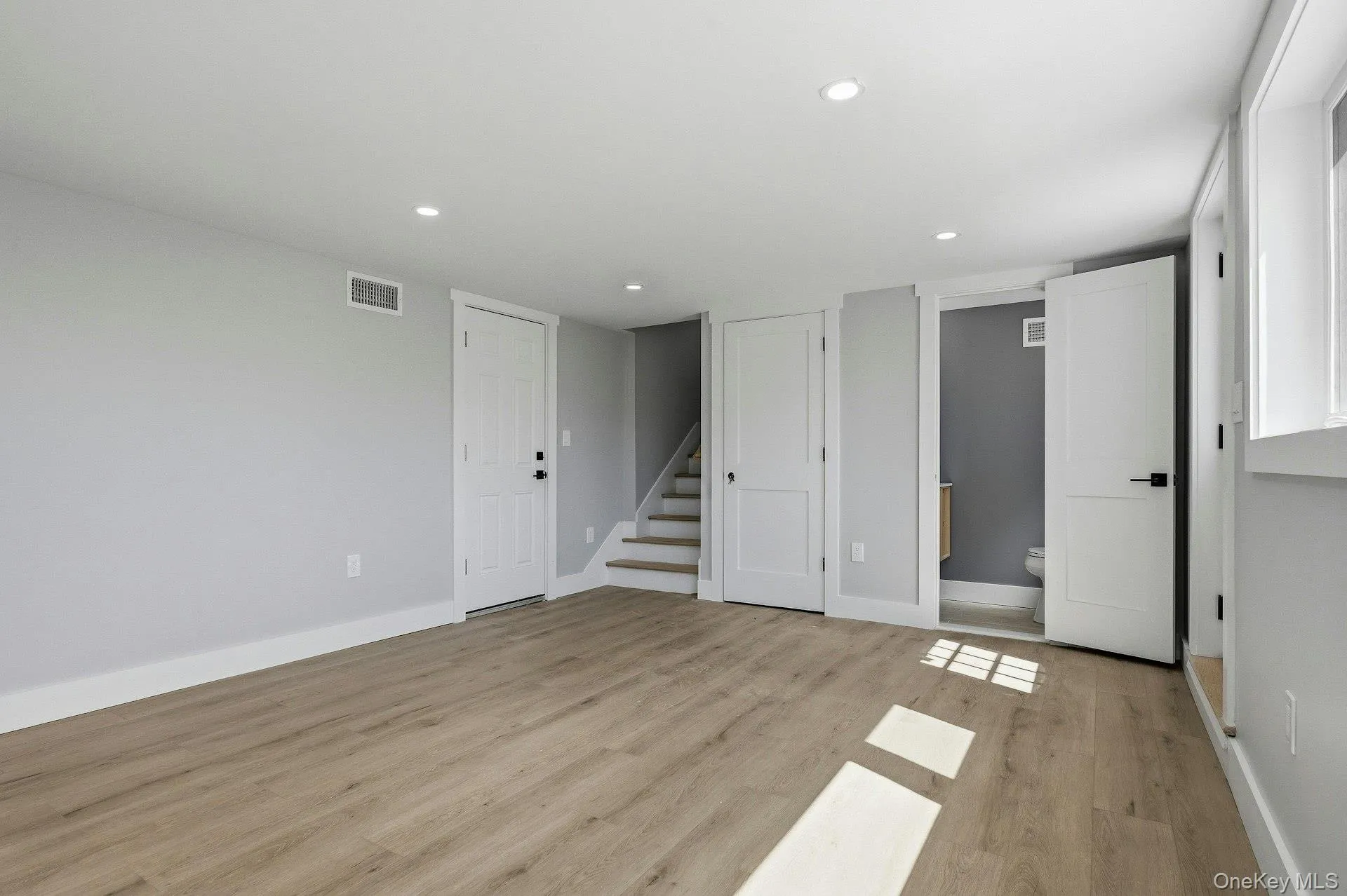 2040 Wellington Court, Hempstead, NY, 4 Bedrooms Bedrooms, 9 Rooms Rooms,3 BathroomsBathrooms,Residential Sale,For Rent,Wellington,0,1002517 2040 Wellington Court, Hempstead, NY, 4 Bedrooms Bedrooms, 9 Rooms Rooms,3 BathroomsBathrooms,Residential Sale,For Rent,Wellington,0,1002517