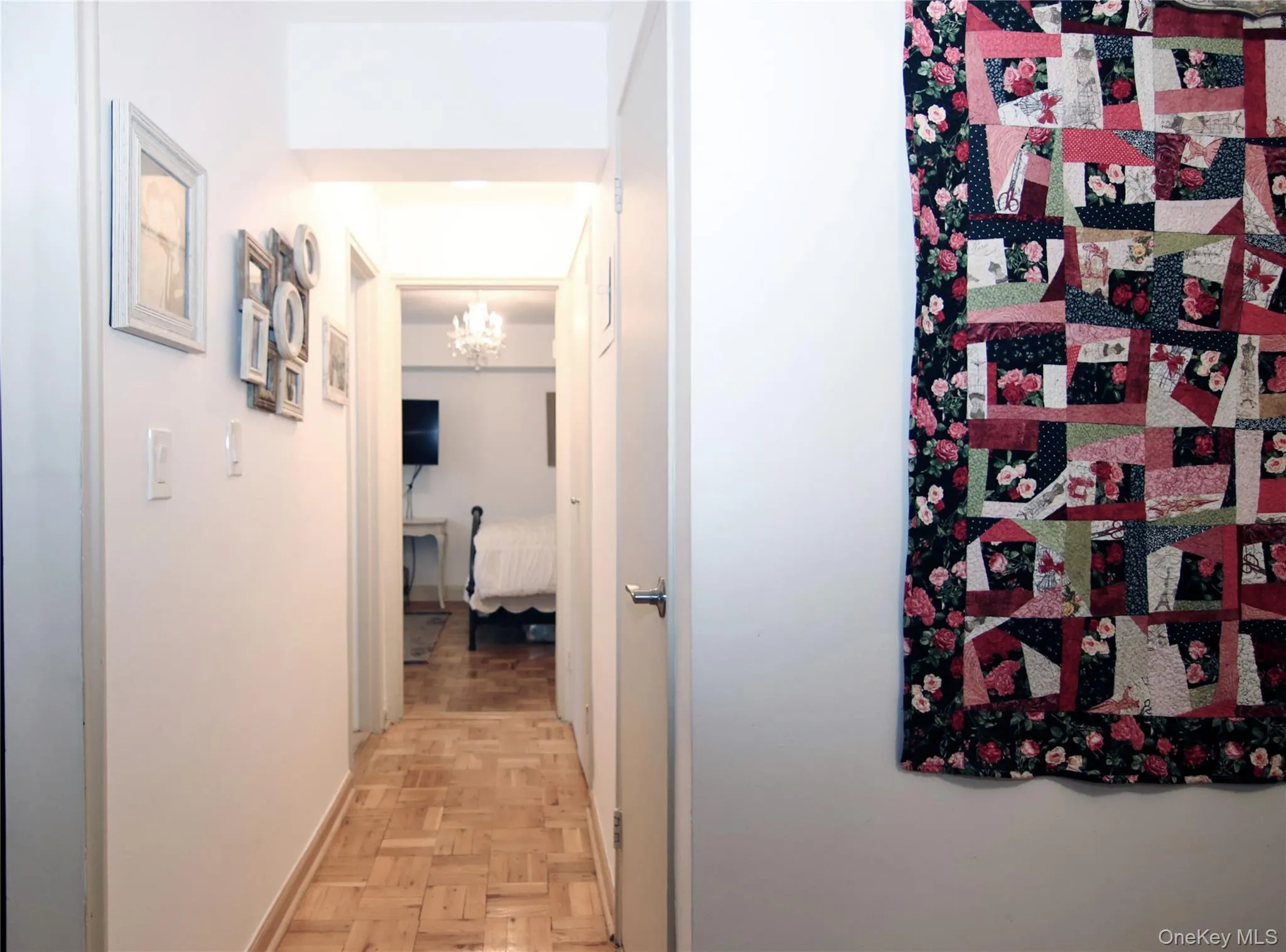 Hallway leads to Bedroom Hallway leads to Bedroom
