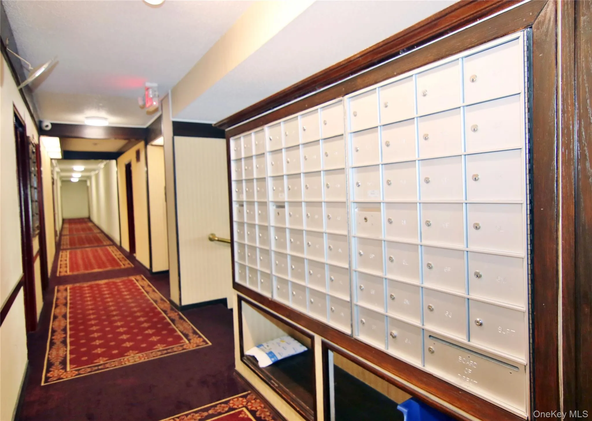 Convenient, Mail Station in Lobby Convenient, Mail Station in Lobby