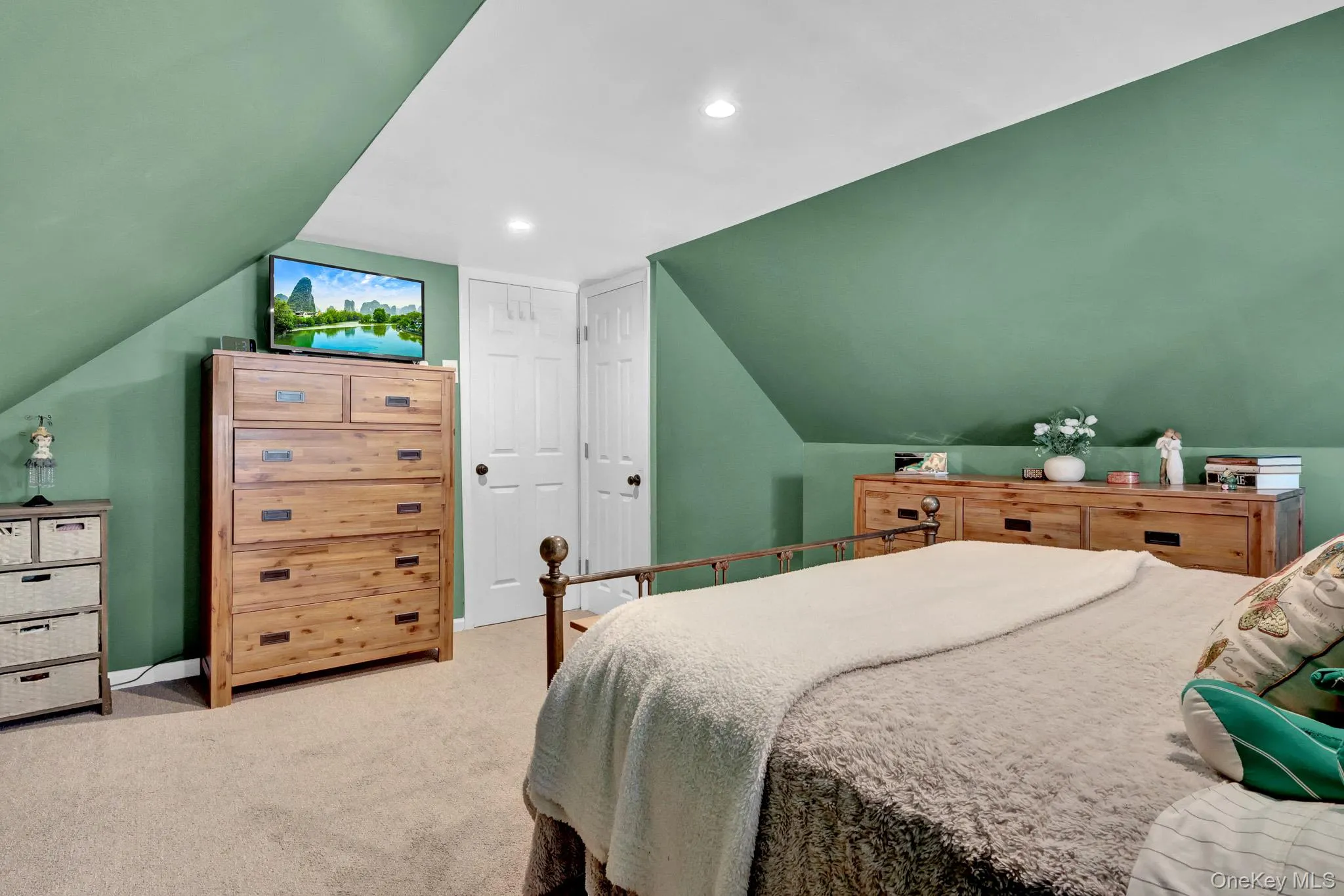 31 Locust Avenue, Babylon, NY, 4 Bedrooms Bedrooms, 7 Rooms Rooms,2 BathroomsBathrooms,Residential,For Rent,Locust,0,1002526 31 Locust Avenue, Babylon, NY, 4 Bedrooms Bedrooms, 7 Rooms Rooms,2 BathroomsBathrooms,Residential,For Rent,Locust,0,1002526