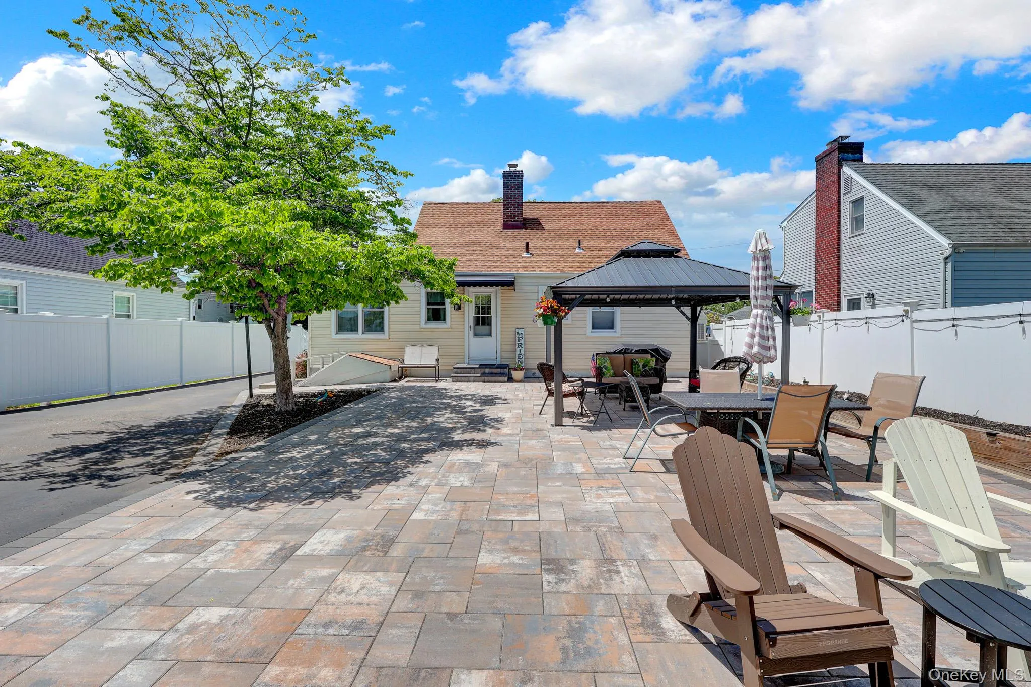 31 Locust Avenue, Babylon, NY, 4 Bedrooms Bedrooms, 7 Rooms Rooms,2 BathroomsBathrooms,Residential,For Rent,Locust,0,1002526 31 Locust Avenue, Babylon, NY, 4 Bedrooms Bedrooms, 7 Rooms Rooms,2 BathroomsBathrooms,Residential,For Rent,Locust,0,1002526