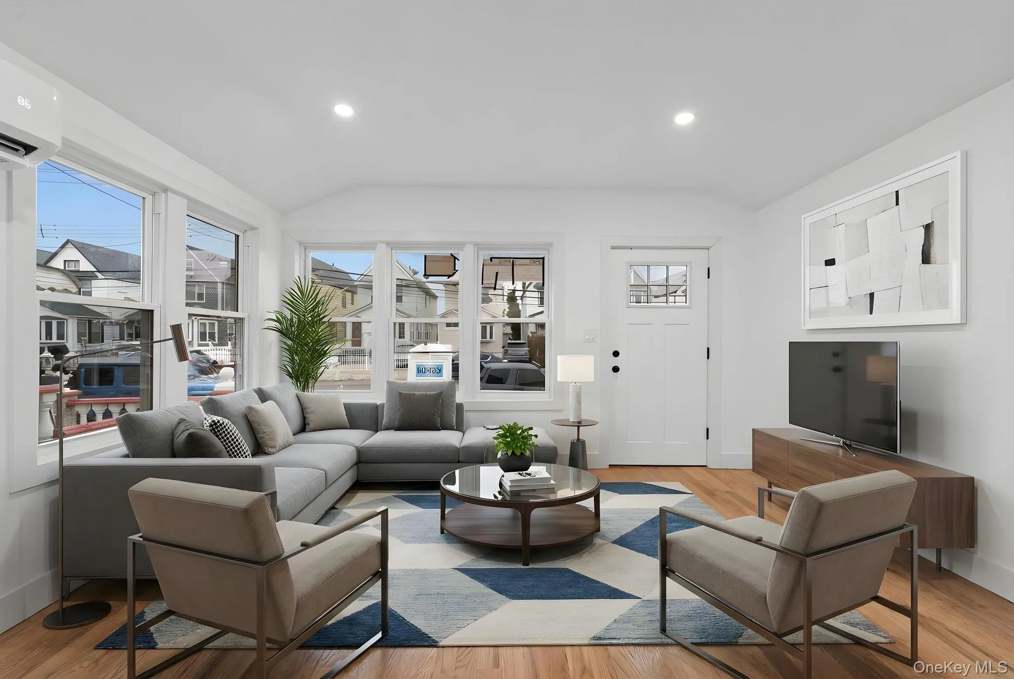 132-05 109th Avenue, New York, NY, 3 Bedrooms Bedrooms, 15 Rooms Rooms,3 BathroomsBathrooms,Residential,For Rent,109th,0,1002527 132-05 109th Avenue, New York, NY, 3 Bedrooms Bedrooms, 15 Rooms Rooms,3 BathroomsBathrooms,Residential,For Rent,109th,0,1002527