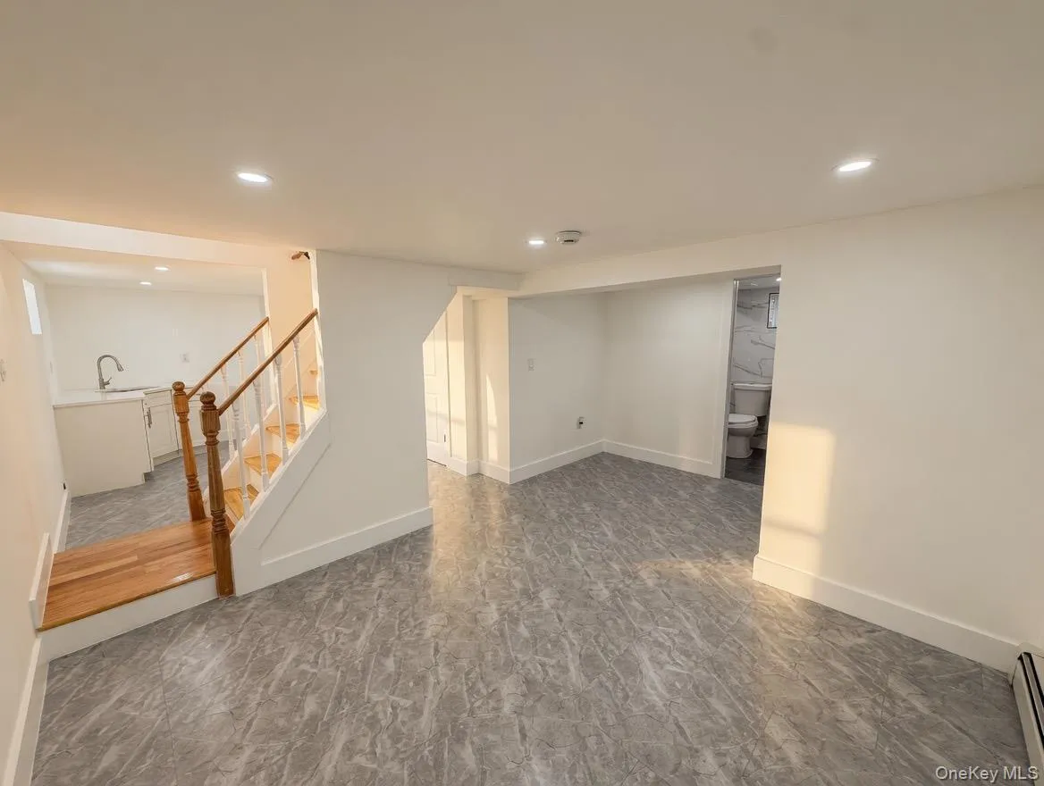 119-48 190th Street, New York, NY, 7 Bedrooms Bedrooms, 15 Rooms Rooms,3 BathroomsBathrooms,Residential,For Rent,190th,0,1002531 119-48 190th Street, New York, NY, 7 Bedrooms Bedrooms, 15 Rooms Rooms,3 BathroomsBathrooms,Residential,For Rent,190th,0,1002531