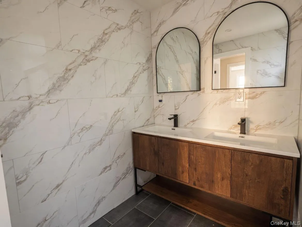 119-48 190th Street, New York, NY, 7 Bedrooms Bedrooms, 15 Rooms Rooms,3 BathroomsBathrooms,Residential,For Rent,190th,0,1002531 119-48 190th Street, New York, NY, 7 Bedrooms Bedrooms, 15 Rooms Rooms,3 BathroomsBathrooms,Residential,For Rent,190th,0,1002531