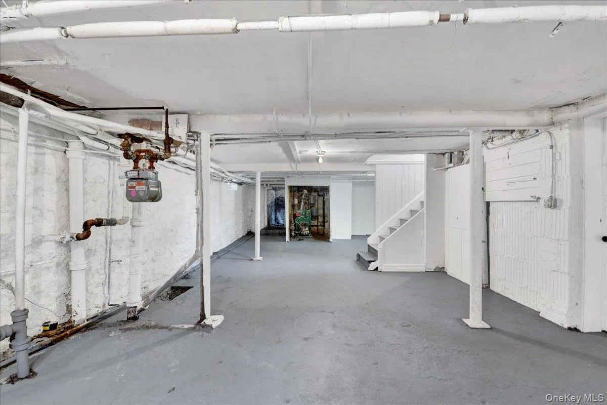 50 Forster Avenue, Mount Vernon, NY, 6 Bedrooms Bedrooms, 13 Rooms Rooms,3 BathroomsBathrooms,Residential Sale,For Rent,Forster,0,1002533 50 Forster Avenue, Mount Vernon, NY, 6 Bedrooms Bedrooms, 13 Rooms Rooms,3 BathroomsBathrooms,Residential Sale,For Rent,Forster,0,1002533