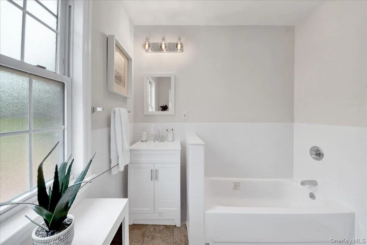 50 Forster Avenue, Mount Vernon, NY, 6 Bedrooms Bedrooms, 13 Rooms Rooms,3 BathroomsBathrooms,Residential Sale,For Rent,Forster,0,1002533 50 Forster Avenue, Mount Vernon, NY, 6 Bedrooms Bedrooms, 13 Rooms Rooms,3 BathroomsBathrooms,Residential Sale,For Rent,Forster,0,1002533