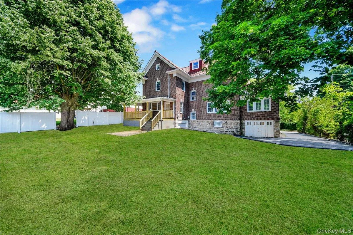 50 Forster Avenue, Mount Vernon, NY, 6 Bedrooms Bedrooms, 13 Rooms Rooms,3 BathroomsBathrooms,Residential Sale,For Rent,Forster,0,1002533 50 Forster Avenue, Mount Vernon, NY, 6 Bedrooms Bedrooms, 13 Rooms Rooms,3 BathroomsBathrooms,Residential Sale,For Rent,Forster,0,1002533