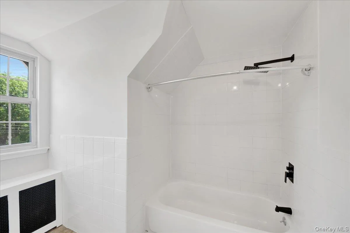 50 Forster Avenue, Mount Vernon, NY, 6 Bedrooms Bedrooms, 13 Rooms Rooms,3 BathroomsBathrooms,Residential Sale,For Rent,Forster,0,1002533 50 Forster Avenue, Mount Vernon, NY, 6 Bedrooms Bedrooms, 13 Rooms Rooms,3 BathroomsBathrooms,Residential Sale,For Rent,Forster,0,1002533