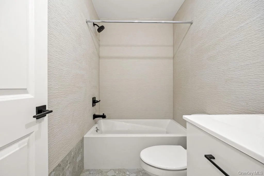 62 Blauvelt Road, Ramapo, NY, 5 Bedrooms Bedrooms, 12 Rooms Rooms,3 BathroomsBathrooms,Residential,For Rent,Blauvelt,0,1002534 62 Blauvelt Road, Ramapo, NY, 5 Bedrooms Bedrooms, 12 Rooms Rooms,3 BathroomsBathrooms,Residential,For Rent,Blauvelt,0,1002534