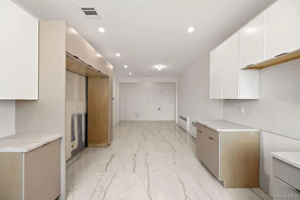 62 Blauvelt Road, Ramapo, NY, 5 Bedrooms Bedrooms, 12 Rooms Rooms,3 BathroomsBathrooms,Residential,For Rent,Blauvelt,0,1002534 62 Blauvelt Road, Ramapo, NY, 5 Bedrooms Bedrooms, 12 Rooms Rooms,3 BathroomsBathrooms,Residential,For Rent,Blauvelt,0,1002534