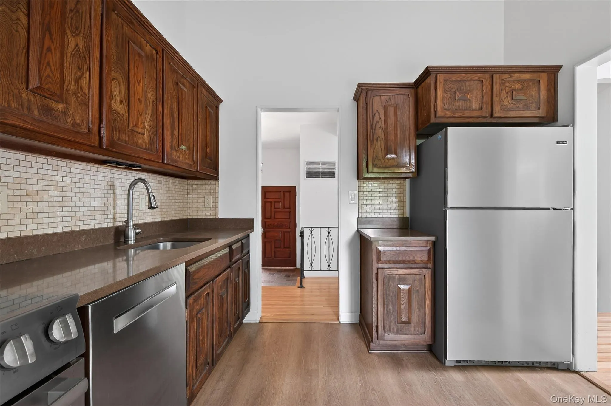 4 Brookdell Drive, Greenburgh, NY, 3 Bedrooms Bedrooms, 8 Rooms Rooms,2 BathroomsBathrooms,Residential,For Rent,Brookdell,0,1002540 4 Brookdell Drive, Greenburgh, NY, 3 Bedrooms Bedrooms, 8 Rooms Rooms,2 BathroomsBathrooms,Residential,For Rent,Brookdell,0,1002540