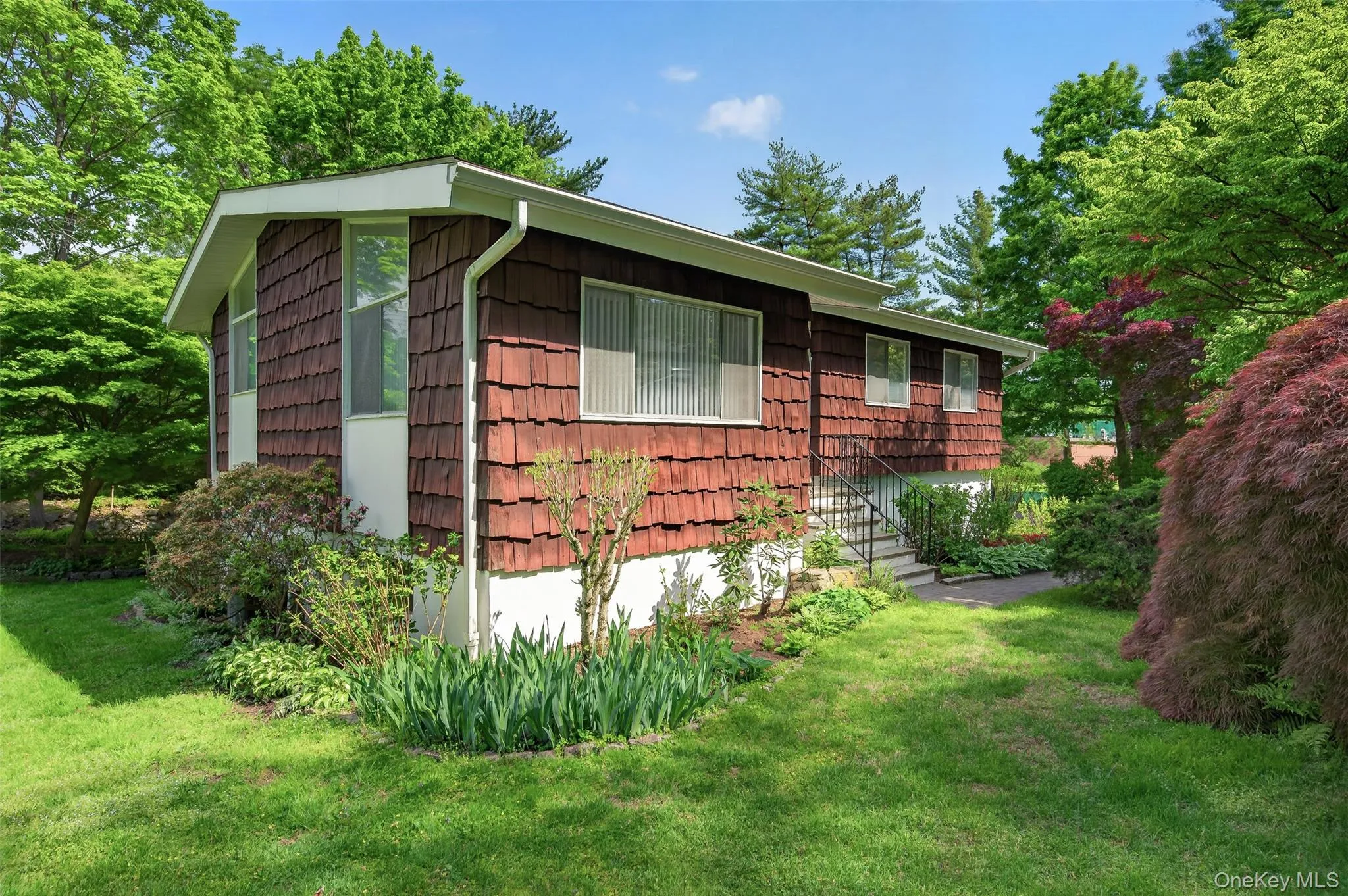 4 Brookdell Drive, Greenburgh, NY, 3 Bedrooms Bedrooms, 8 Rooms Rooms,2 BathroomsBathrooms,Residential,For Rent,Brookdell,0,1002540 4 Brookdell Drive, Greenburgh, NY, 3 Bedrooms Bedrooms, 8 Rooms Rooms,2 BathroomsBathrooms,Residential,For Rent,Brookdell,0,1002540