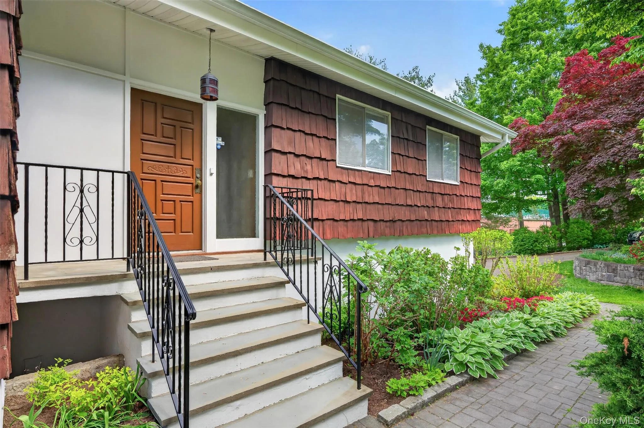 4 Brookdell Drive, Greenburgh, NY, 3 Bedrooms Bedrooms, 8 Rooms Rooms,2 BathroomsBathrooms,Residential,For Rent,Brookdell,0,1002540 4 Brookdell Drive, Greenburgh, NY, 3 Bedrooms Bedrooms, 8 Rooms Rooms,2 BathroomsBathrooms,Residential,For Rent,Brookdell,0,1002540