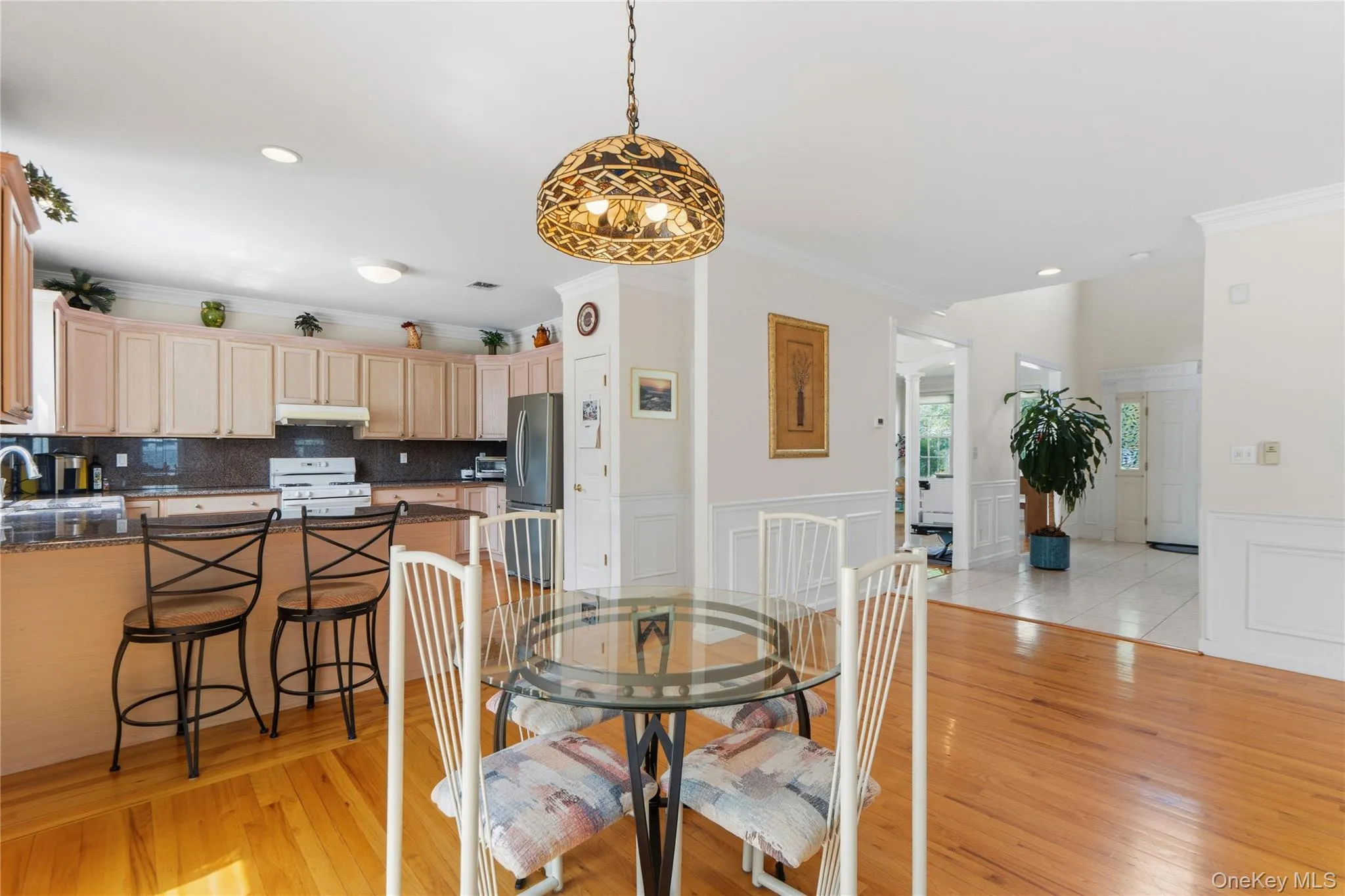225 Barton Avenue, Huntington, NY, 4 Bedrooms Bedrooms, 9 Rooms Rooms,2 BathroomsBathrooms,Residential,For Rent,Barton,0,1002541 225 Barton Avenue, Huntington, NY, 4 Bedrooms Bedrooms, 9 Rooms Rooms,2 BathroomsBathrooms,Residential,For Rent,Barton,0,1002541