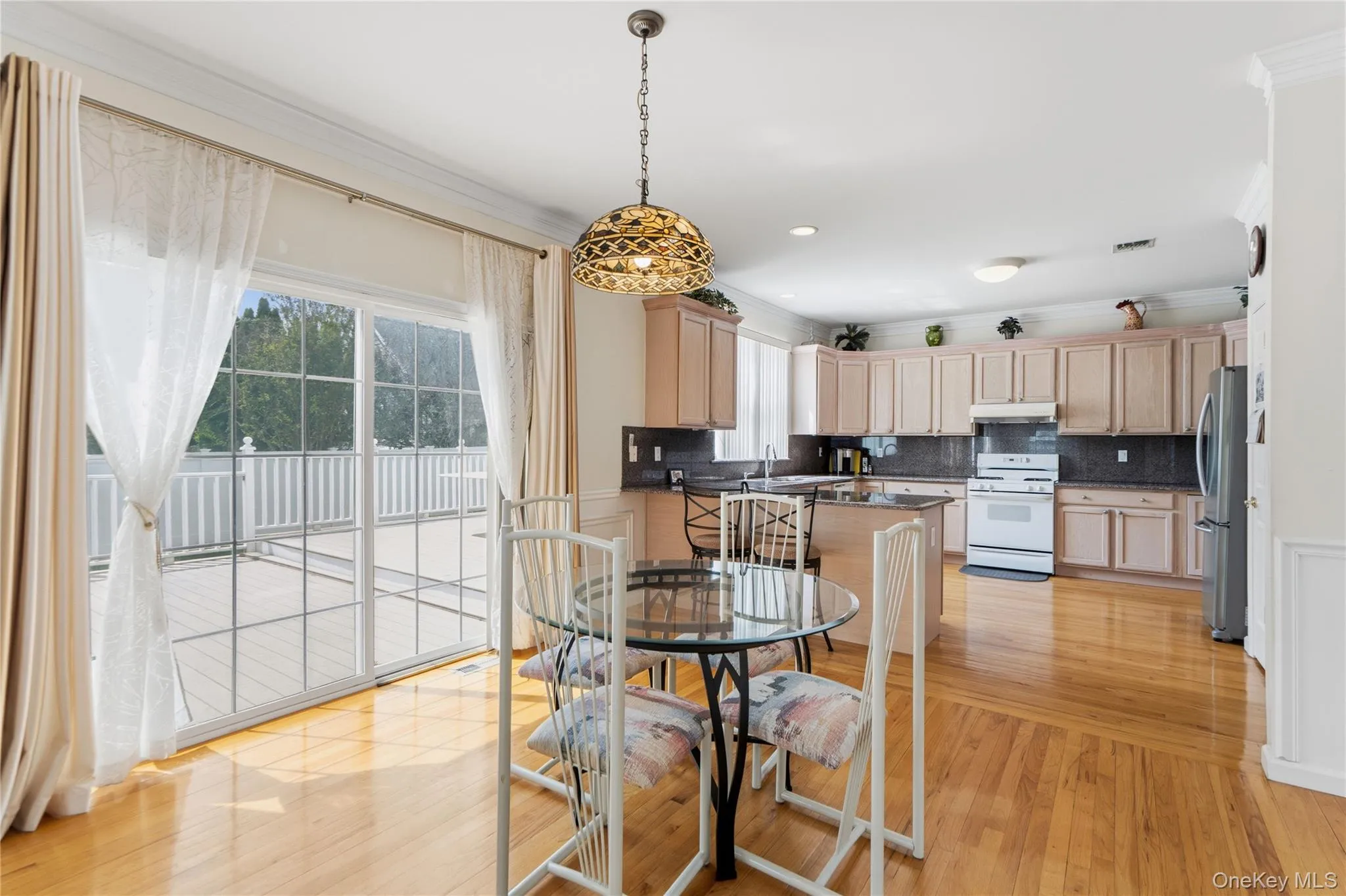 225 Barton Avenue, Huntington, NY, 4 Bedrooms Bedrooms, 9 Rooms Rooms,2 BathroomsBathrooms,Residential,For Rent,Barton,0,1002541 225 Barton Avenue, Huntington, NY, 4 Bedrooms Bedrooms, 9 Rooms Rooms,2 BathroomsBathrooms,Residential,For Rent,Barton,0,1002541