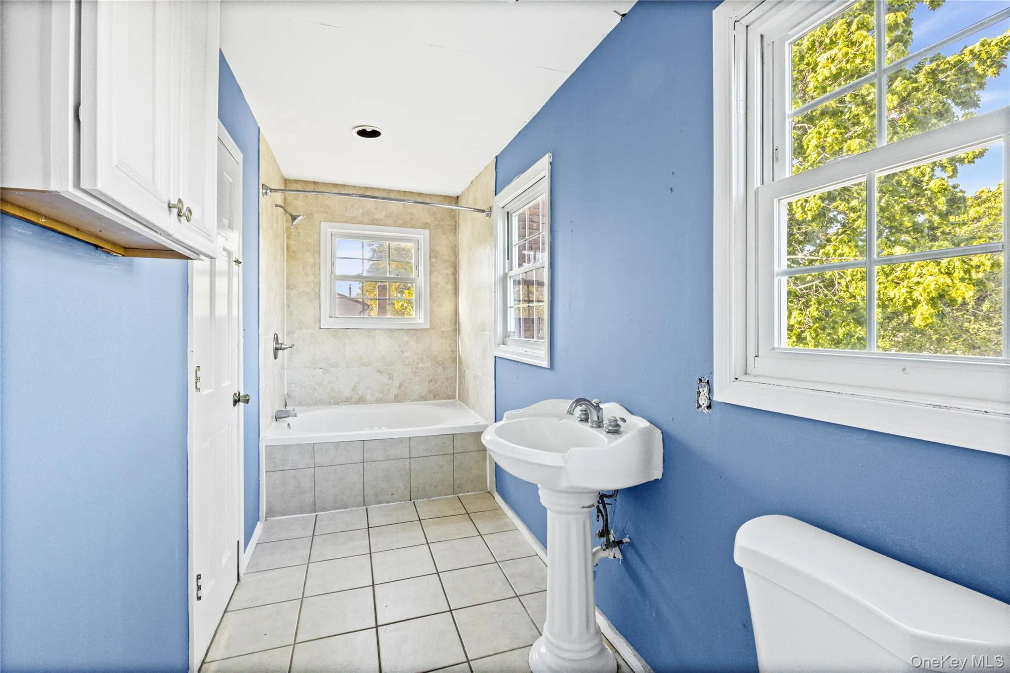147 Branch Avenue, Islip, NY, 5 Bedrooms Bedrooms, 7 Rooms Rooms,2 BathroomsBathrooms,Residential,For Rent,Branch,0,1002548 147 Branch Avenue, Islip, NY, 5 Bedrooms Bedrooms, 7 Rooms Rooms,2 BathroomsBathrooms,Residential,For Rent,Branch,0,1002548