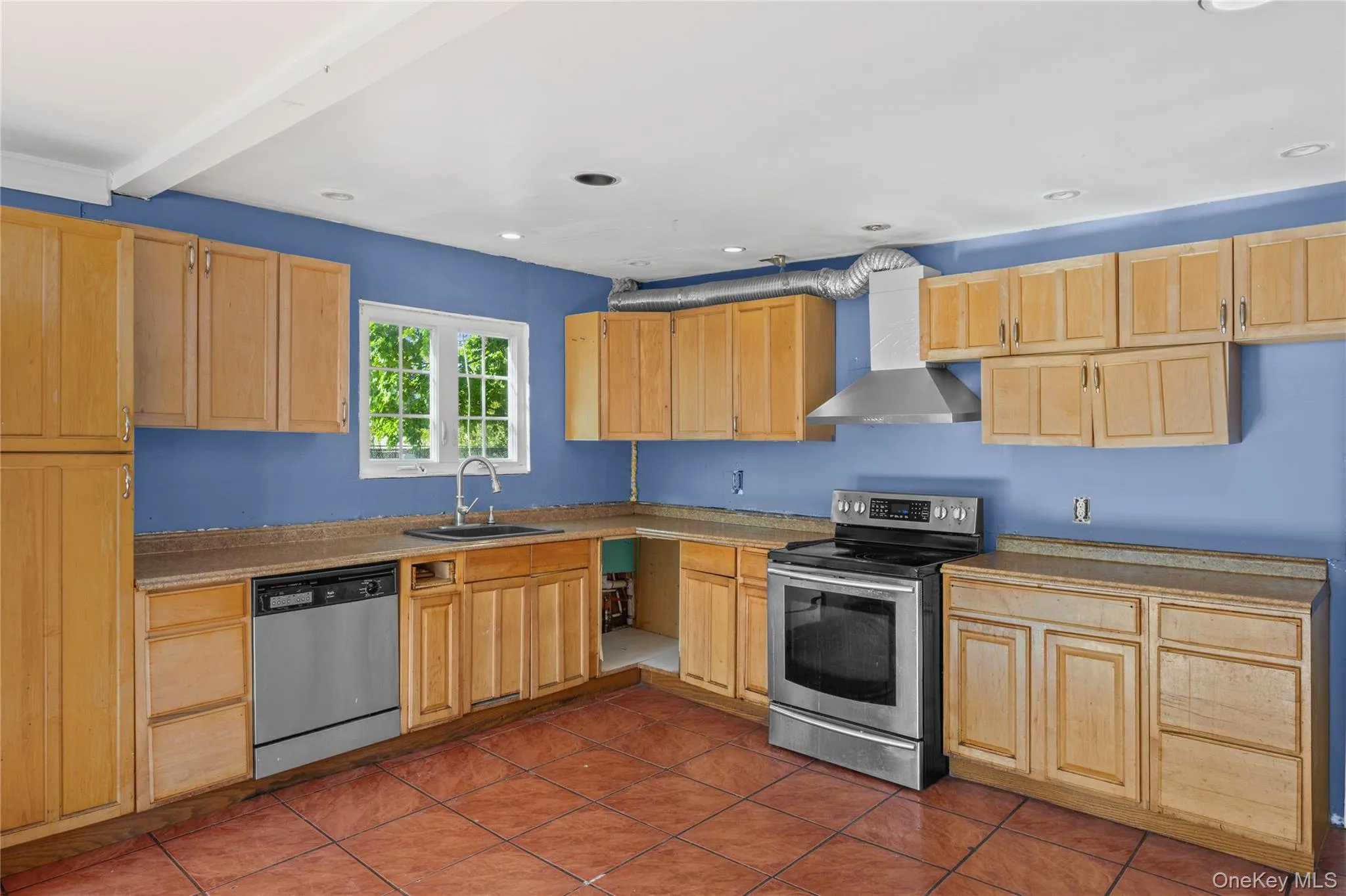 147 Branch Avenue, Islip, NY, 5 Bedrooms Bedrooms, 7 Rooms Rooms,2 BathroomsBathrooms,Residential,For Rent,Branch,0,1002548 147 Branch Avenue, Islip, NY, 5 Bedrooms Bedrooms, 7 Rooms Rooms,2 BathroomsBathrooms,Residential,For Rent,Branch,0,1002548