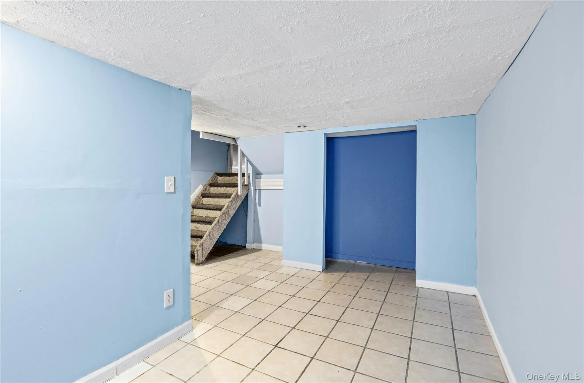 147 Branch Avenue, Islip, NY, 5 Bedrooms Bedrooms, 7 Rooms Rooms,2 BathroomsBathrooms,Residential,For Rent,Branch,0,1002548 147 Branch Avenue, Islip, NY, 5 Bedrooms Bedrooms, 7 Rooms Rooms,2 BathroomsBathrooms,Residential,For Rent,Branch,0,1002548