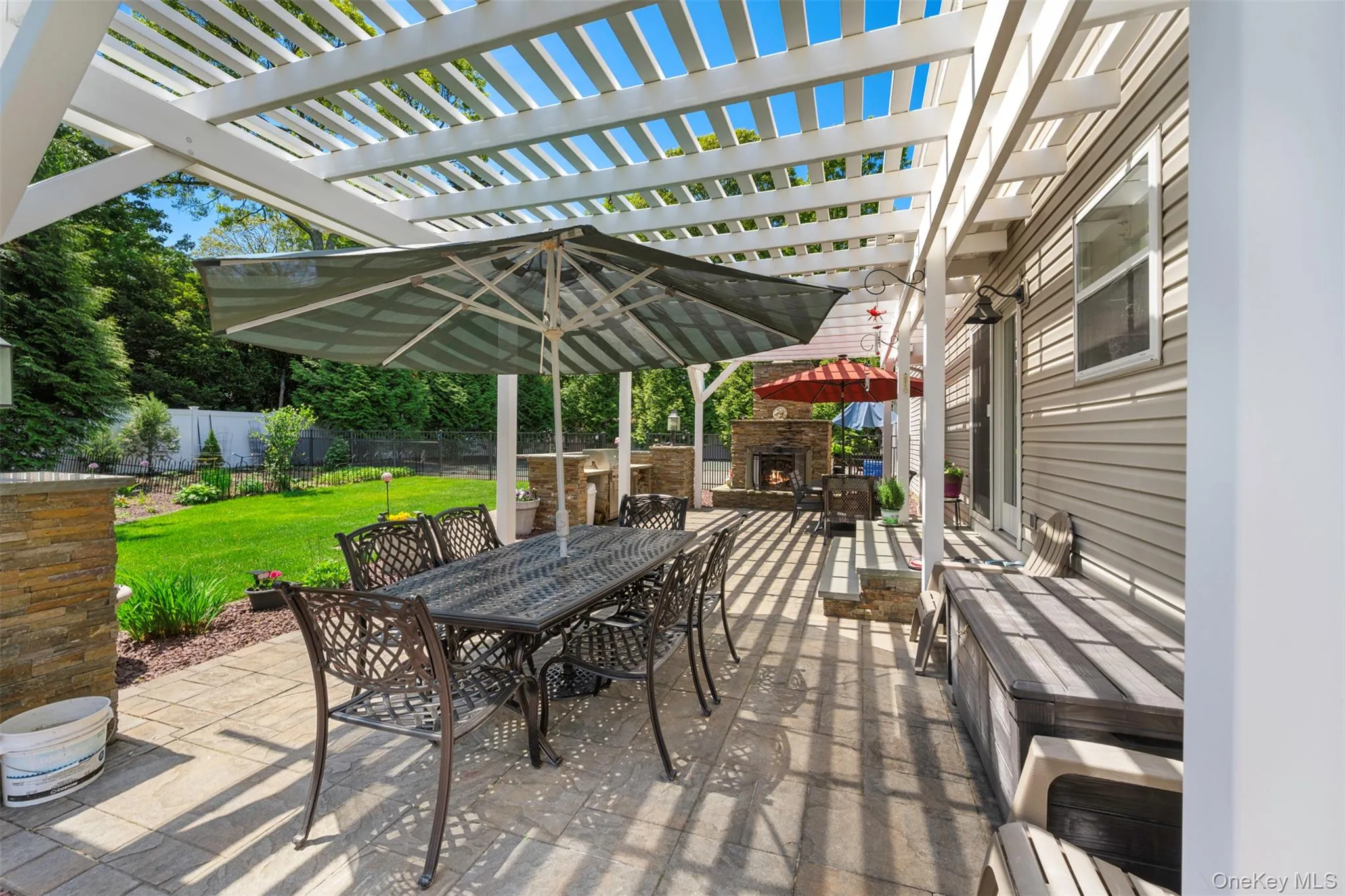 4 Vera Court, Brookhaven, NY, 5 Bedrooms Bedrooms, 8 Rooms Rooms,2 BathroomsBathrooms,Residential,For Rent,Vera,0,1002550 4 Vera Court, Brookhaven, NY, 5 Bedrooms Bedrooms, 8 Rooms Rooms,2 BathroomsBathrooms,Residential,For Rent,Vera,0,1002550