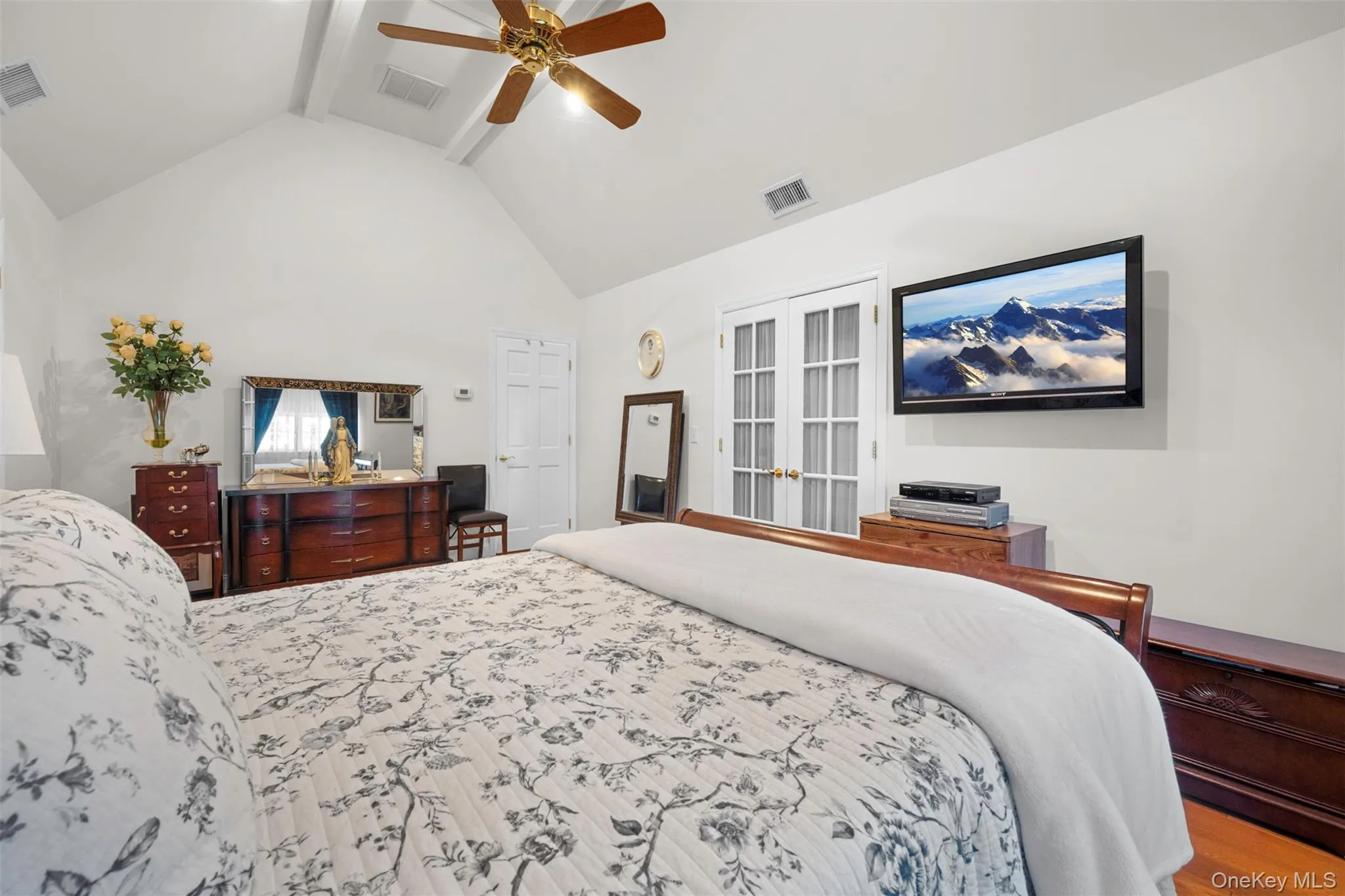 4 Vera Court, Brookhaven, NY, 5 Bedrooms Bedrooms, 8 Rooms Rooms,2 BathroomsBathrooms,Residential,For Rent,Vera,0,1002550 4 Vera Court, Brookhaven, NY, 5 Bedrooms Bedrooms, 8 Rooms Rooms,2 BathroomsBathrooms,Residential,For Rent,Vera,0,1002550