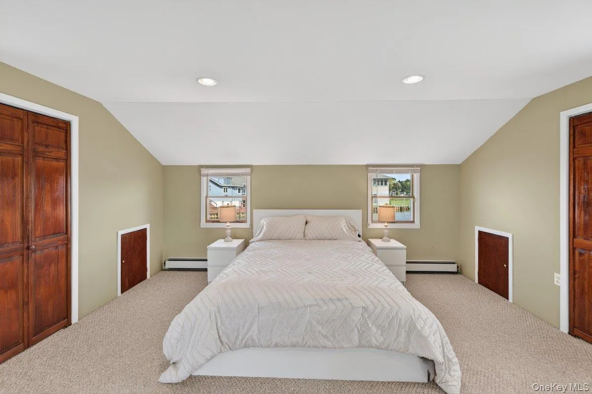 20 Bayview Lane, Babylon, NY, 5 Bedrooms Bedrooms, 10 Rooms Rooms,2 BathroomsBathrooms,Residential,For Rent,Bayview,0,1002552 20 Bayview Lane, Babylon, NY, 5 Bedrooms Bedrooms, 10 Rooms Rooms,2 BathroomsBathrooms,Residential,For Rent,Bayview,0,1002552