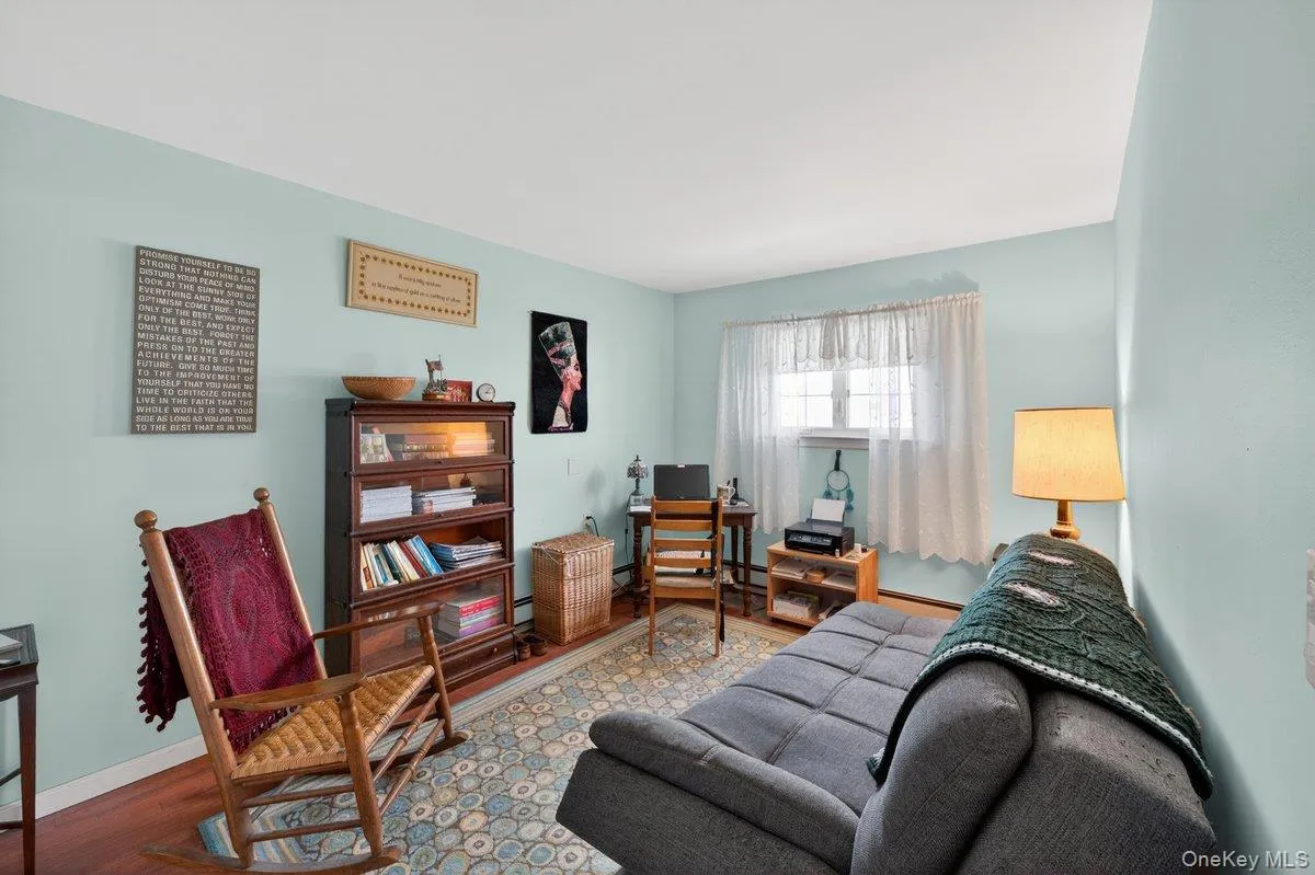 20 Bayview Lane, Babylon, NY, 5 Bedrooms Bedrooms, 10 Rooms Rooms,2 BathroomsBathrooms,Residential,For Rent,Bayview,0,1002552 20 Bayview Lane, Babylon, NY, 5 Bedrooms Bedrooms, 10 Rooms Rooms,2 BathroomsBathrooms,Residential,For Rent,Bayview,0,1002552
