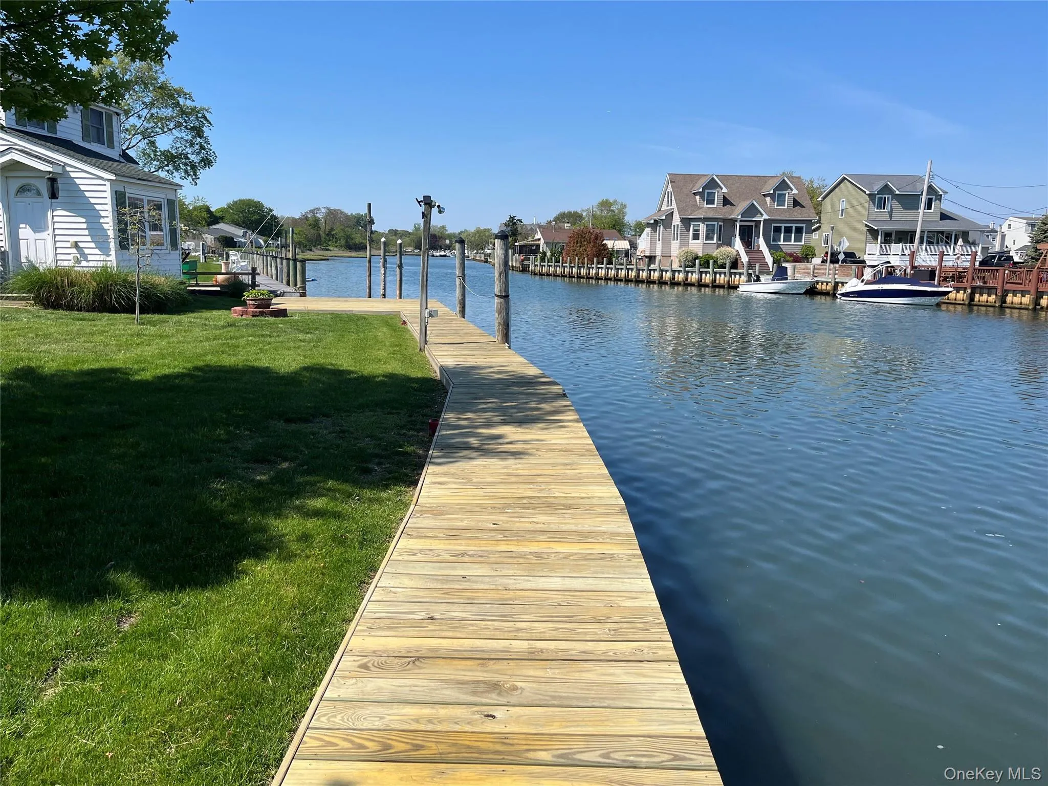 20 Bayview Lane, Babylon, NY, 5 Bedrooms Bedrooms, 10 Rooms Rooms,2 BathroomsBathrooms,Residential,For Rent,Bayview,0,1002552 20 Bayview Lane, Babylon, NY, 5 Bedrooms Bedrooms, 10 Rooms Rooms,2 BathroomsBathrooms,Residential,For Rent,Bayview,0,1002552
