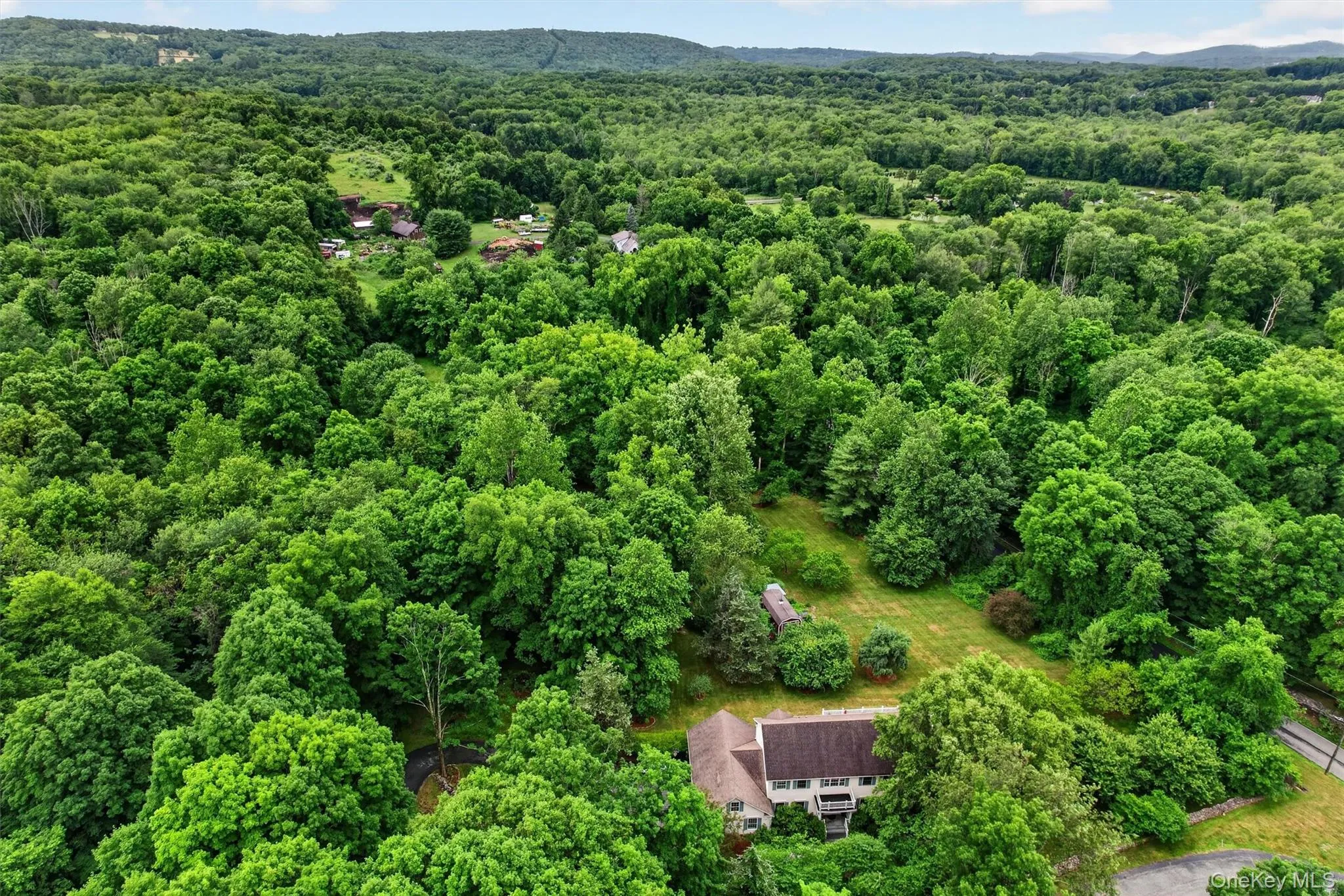 22 Indian Wells Road, Southeast, NY, 4 Bedrooms Bedrooms, 9 Rooms Rooms,2 BathroomsBathrooms,Residential,For Rent,Indian Wells,0,KEY1002558 22 Indian Wells Road, Southeast, NY, 4 Bedrooms Bedrooms, 9 Rooms Rooms,2 BathroomsBathrooms,Residential,For Rent,Indian Wells,0,KEY1002558