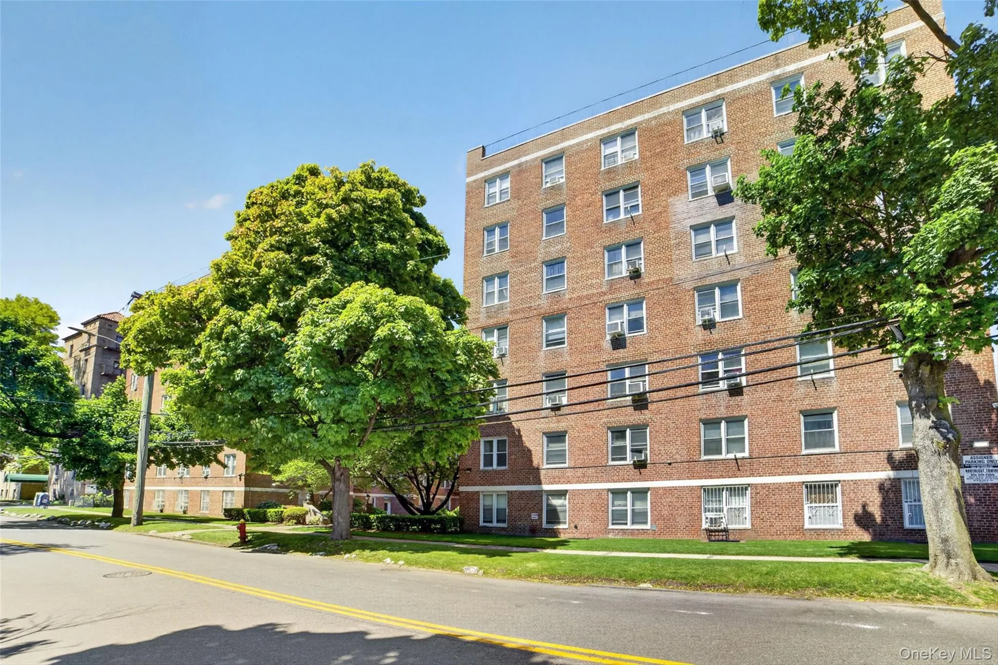 485 Bronx River Road, Yonkers, NY, 2 Bedrooms Bedrooms, 5 Rooms Rooms,1 BathroomBathrooms,Residential,For Rent,Bronx River,0,1002566 485 Bronx River Road, Yonkers, NY, 2 Bedrooms Bedrooms, 5 Rooms Rooms,1 BathroomBathrooms,Residential,For Rent,Bronx River,0,1002566