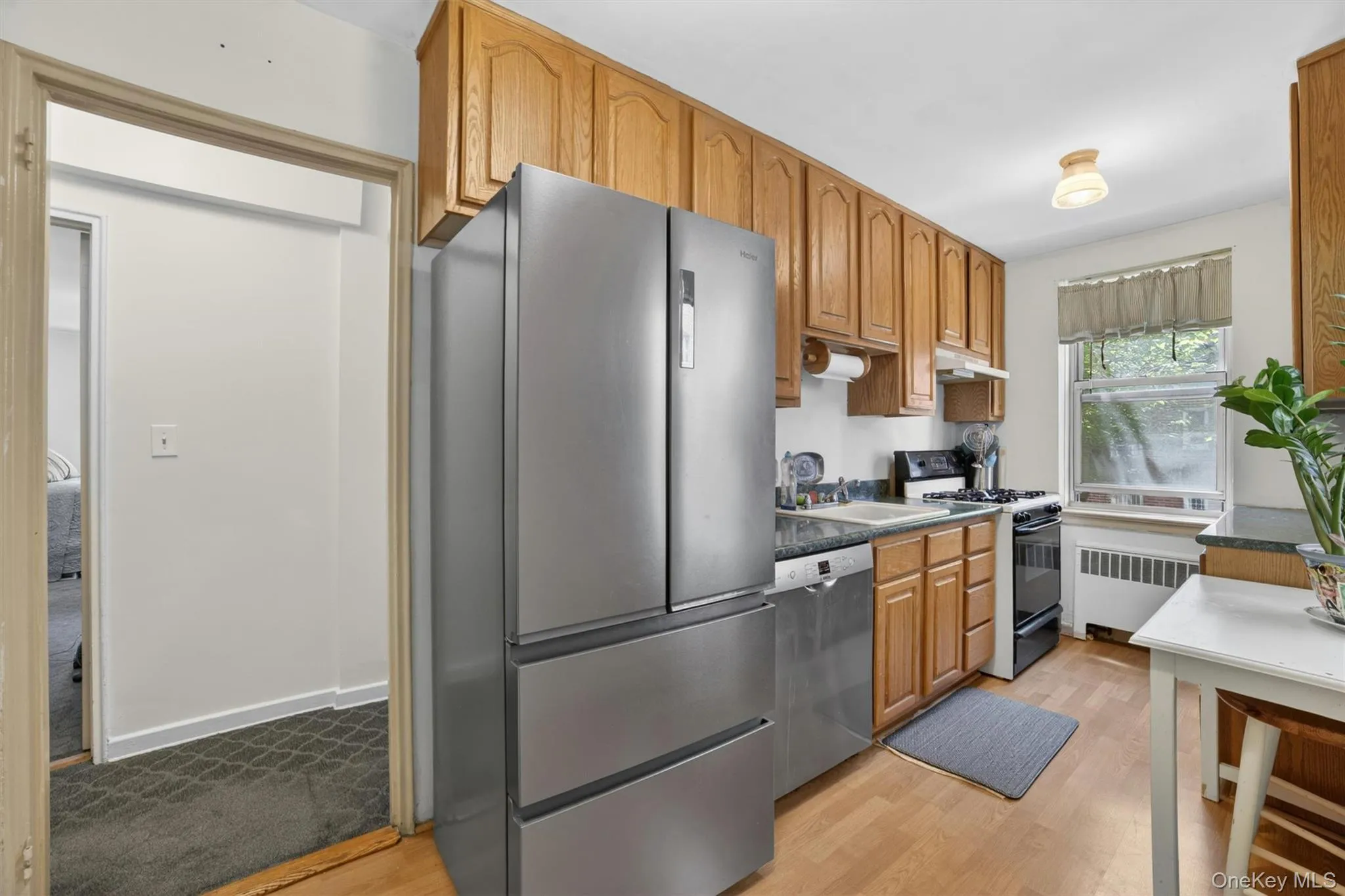 485 Bronx River Road, Yonkers, NY, 2 Bedrooms Bedrooms, 5 Rooms Rooms,1 BathroomBathrooms,Residential,For Rent,Bronx River,0,1002566 485 Bronx River Road, Yonkers, NY, 2 Bedrooms Bedrooms, 5 Rooms Rooms,1 BathroomBathrooms,Residential,For Rent,Bronx River,0,1002566