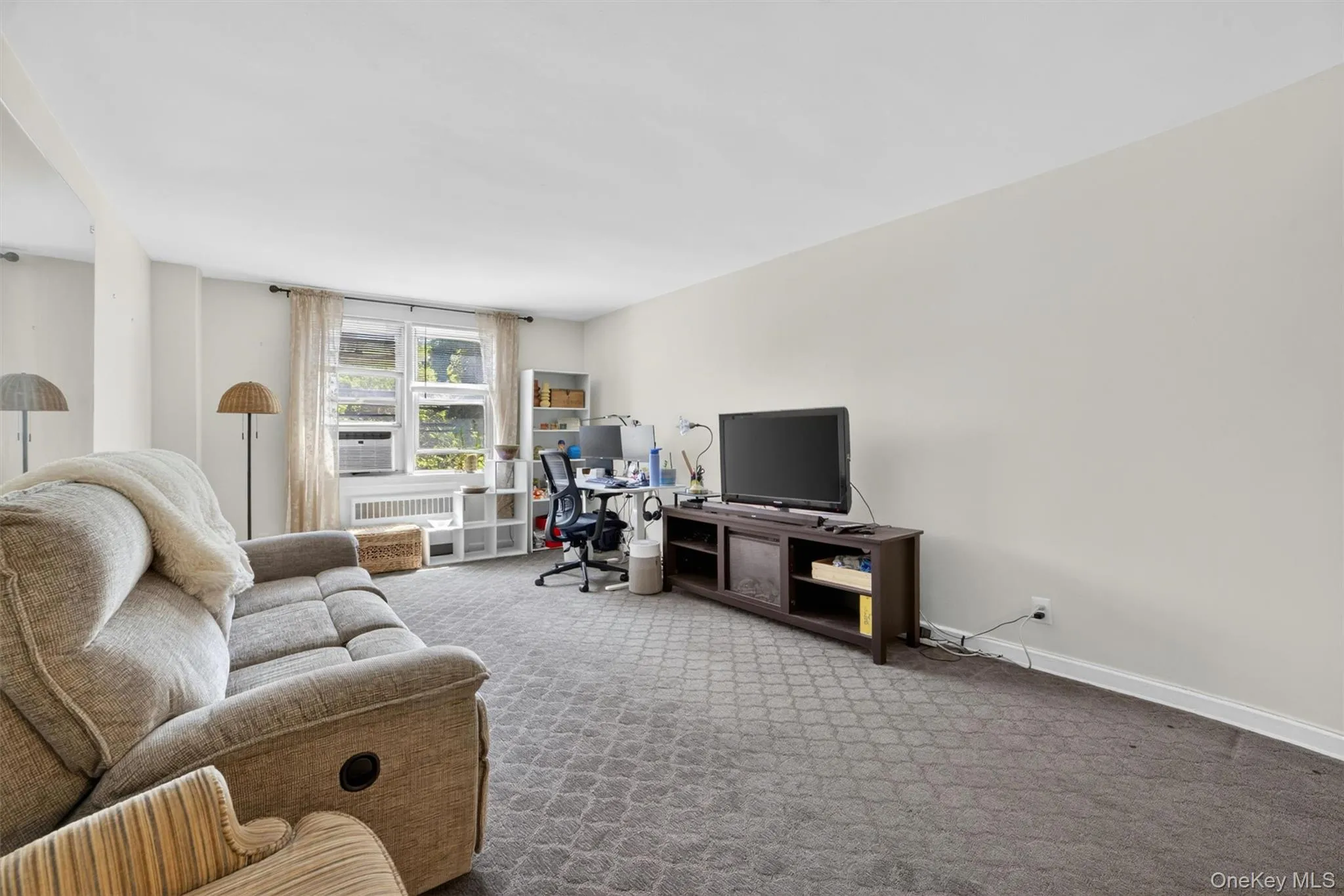 485 Bronx River Road, Yonkers, NY, 2 Bedrooms Bedrooms, 5 Rooms Rooms,1 BathroomBathrooms,Residential,For Rent,Bronx River,0,1002566 485 Bronx River Road, Yonkers, NY, 2 Bedrooms Bedrooms, 5 Rooms Rooms,1 BathroomBathrooms,Residential,For Rent,Bronx River,0,1002566