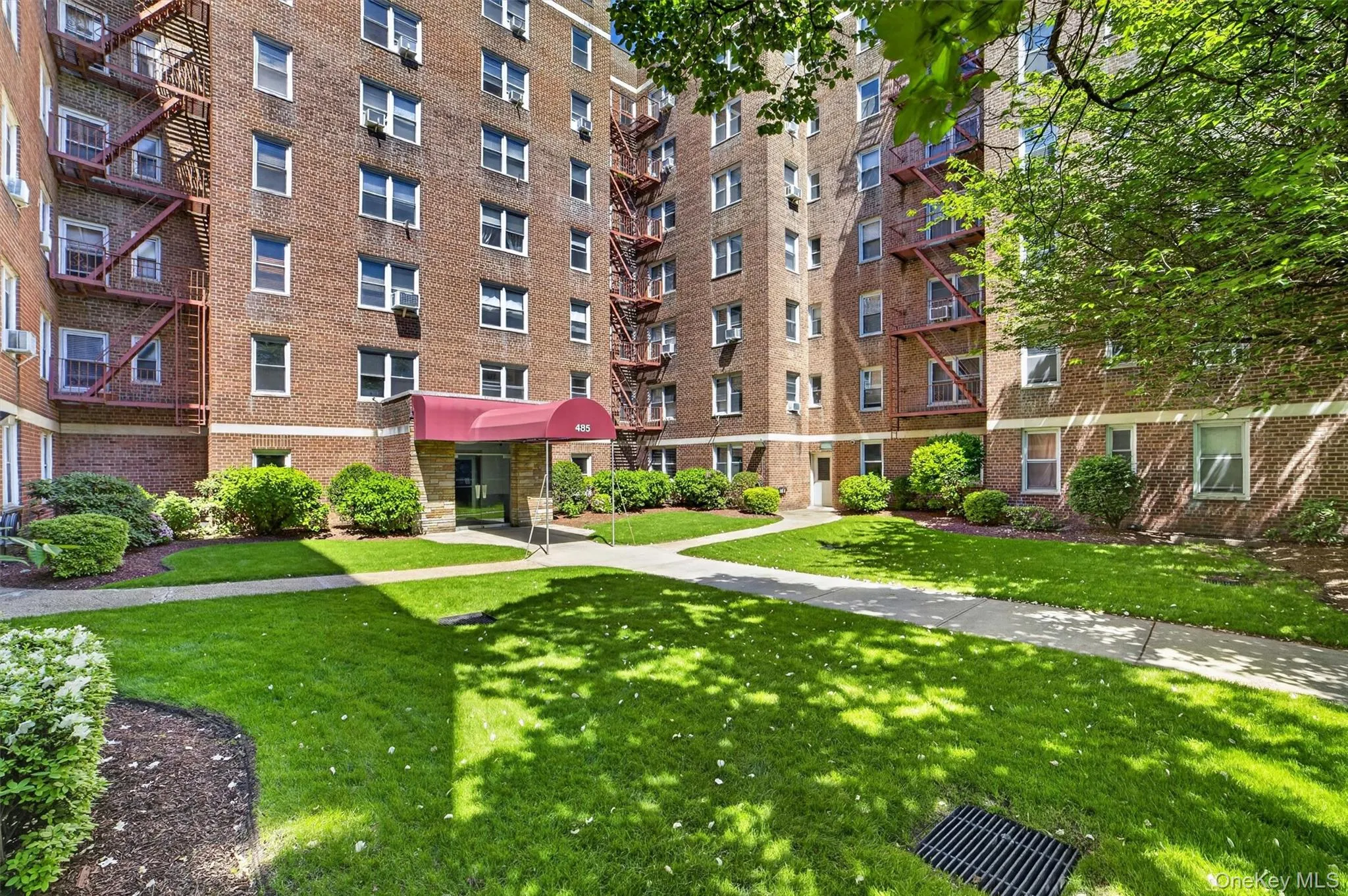 485 Bronx River Road, Yonkers, NY, 2 Bedrooms Bedrooms, 5 Rooms Rooms,1 BathroomBathrooms,Residential,For Rent,Bronx River,0,1002566 485 Bronx River Road, Yonkers, NY, 2 Bedrooms Bedrooms, 5 Rooms Rooms,1 BathroomBathrooms,Residential,For Rent,Bronx River,0,1002566