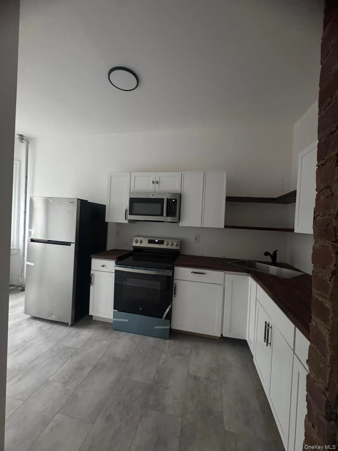 301 Warburton Avenue, Yonkers, NY, 2 Bedrooms Bedrooms, 2 Rooms Rooms,Residential Lease,For Rent,Warburton,0,1002568 301 Warburton Avenue, Yonkers, NY, 2 Bedrooms Bedrooms, 2 Rooms Rooms,Residential Lease,For Rent,Warburton,0,1002568