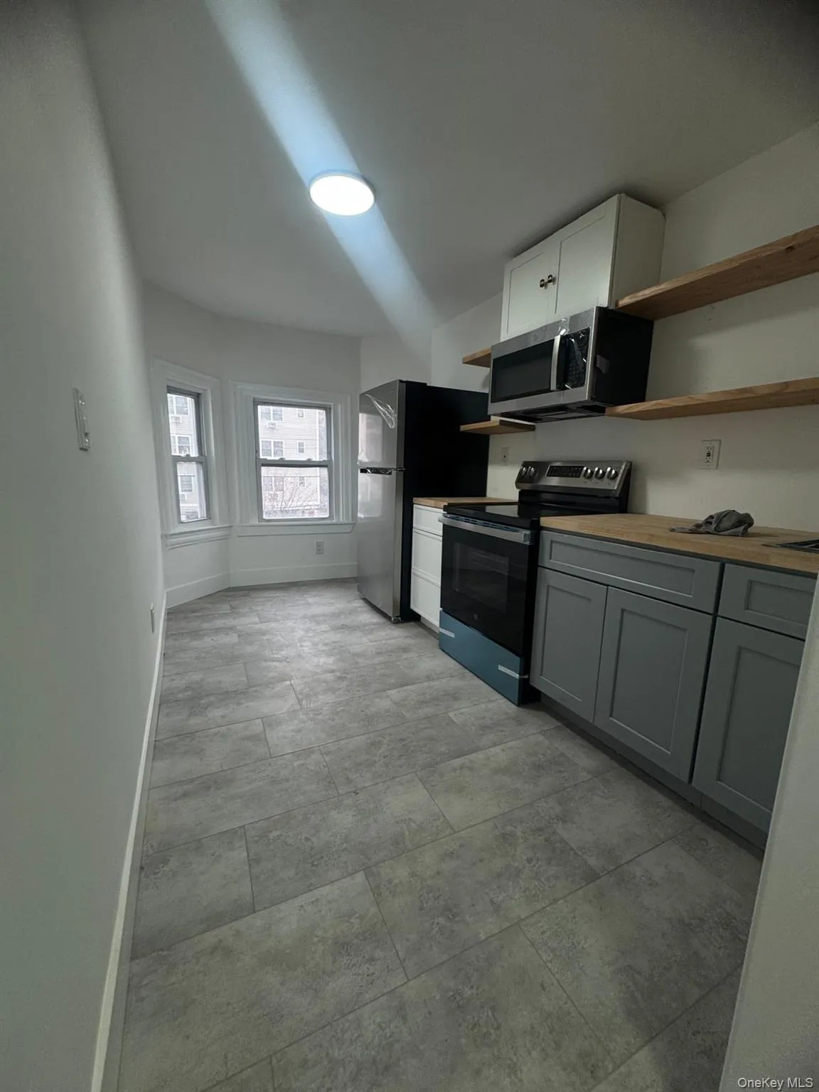 301 Warburton Avenue, Yonkers, NY, 2 Bedrooms Bedrooms, 2 Rooms Rooms,Residential Lease,For Rent,Warburton,0,1002568 301 Warburton Avenue, Yonkers, NY, 2 Bedrooms Bedrooms, 2 Rooms Rooms,Residential Lease,For Rent,Warburton,0,1002568